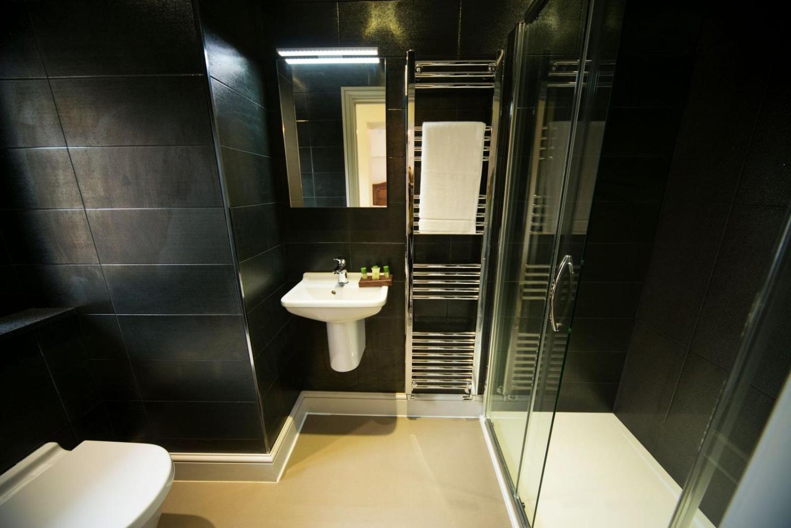 Single Room with Shower photo 3