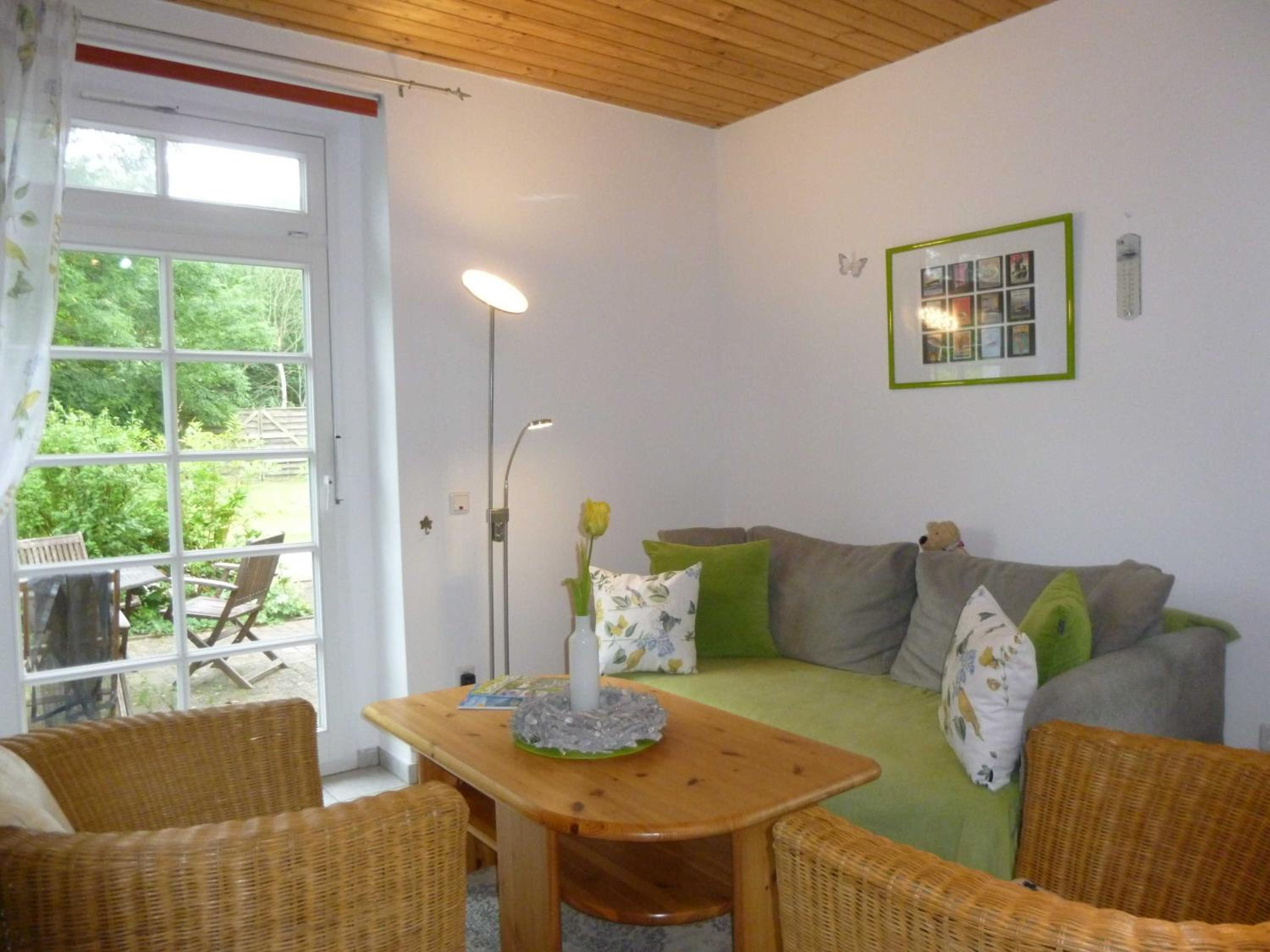 One-Bedroom Apartment with Terrace photo 1