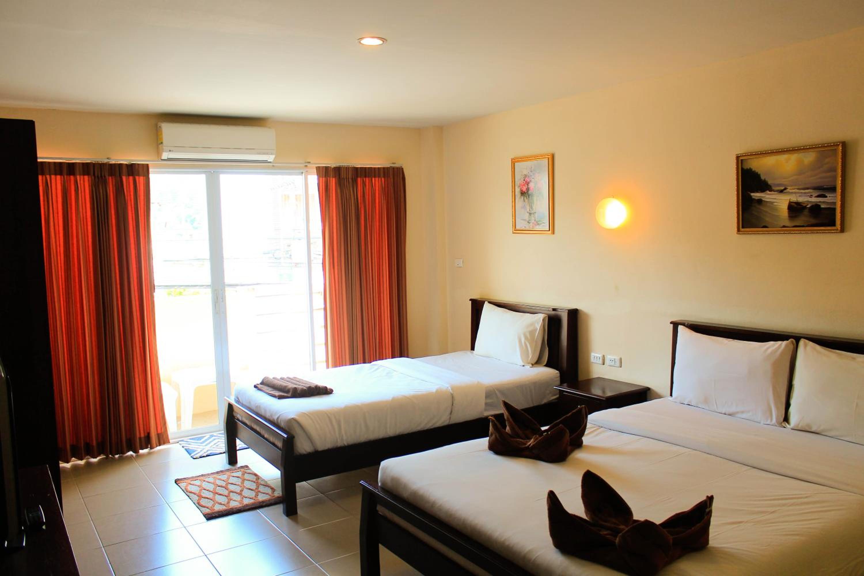 Superior Triple Room - Photo 17