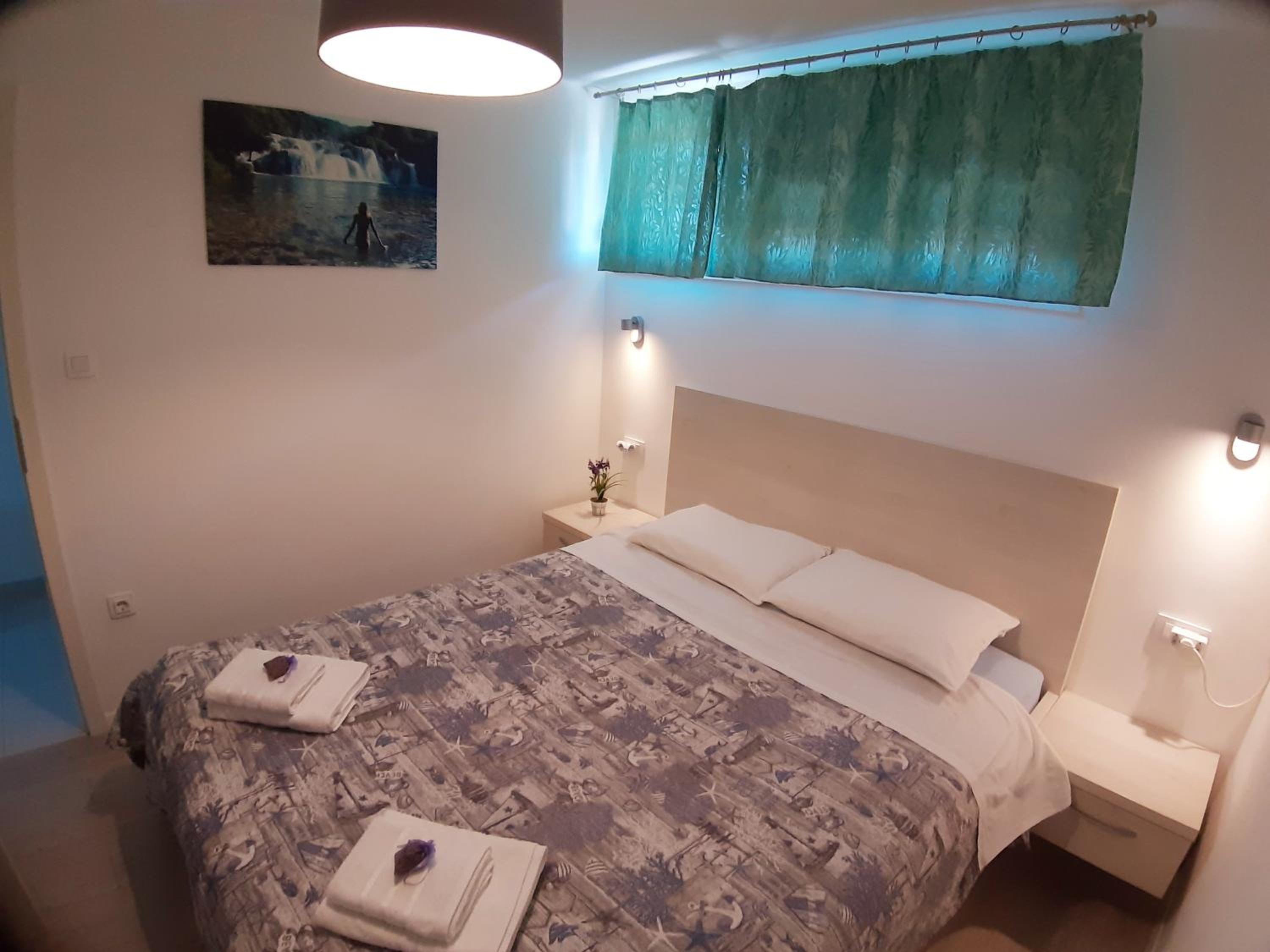 Penthouse Apartment - Photo 26