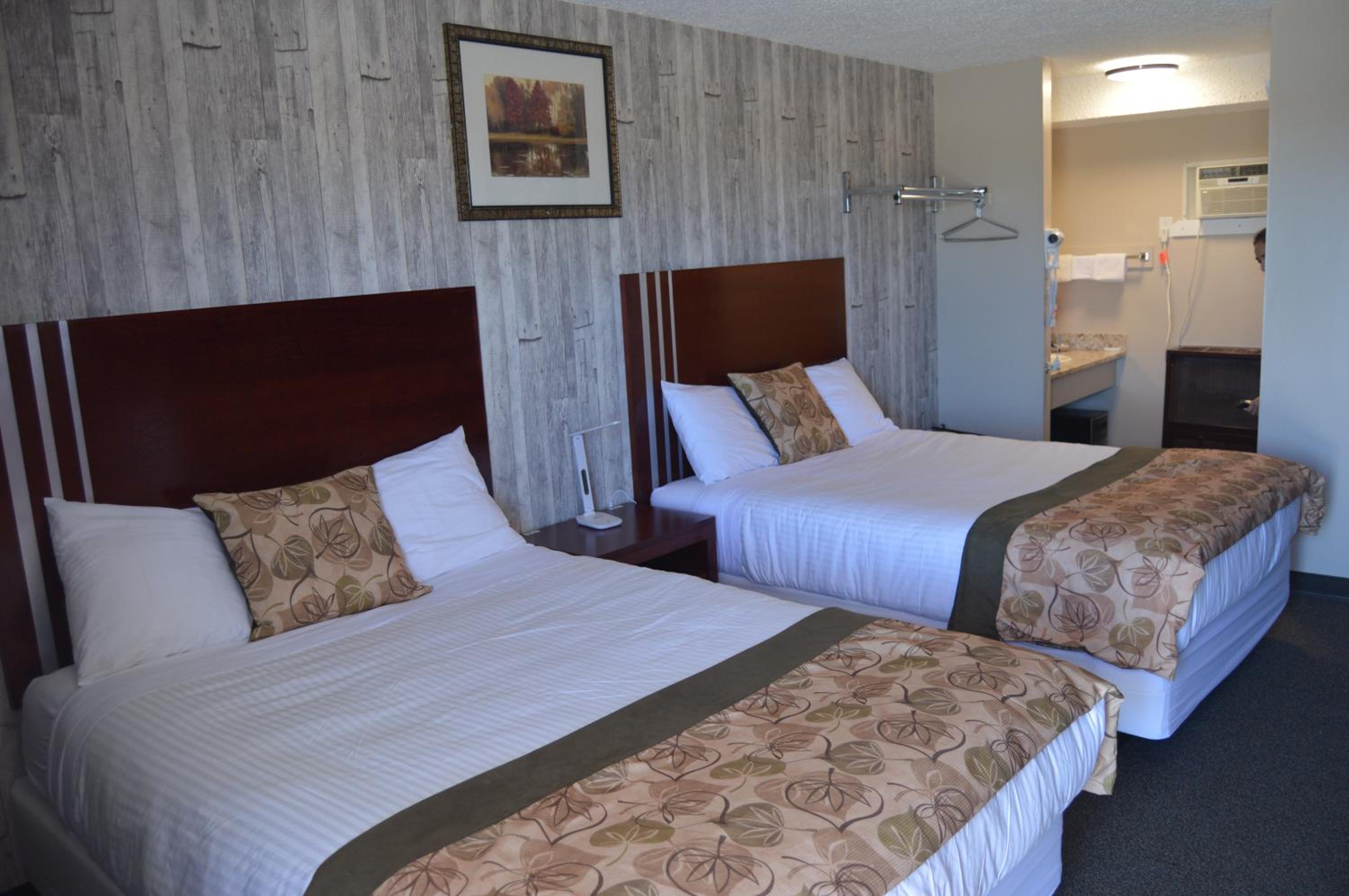 Queen Room