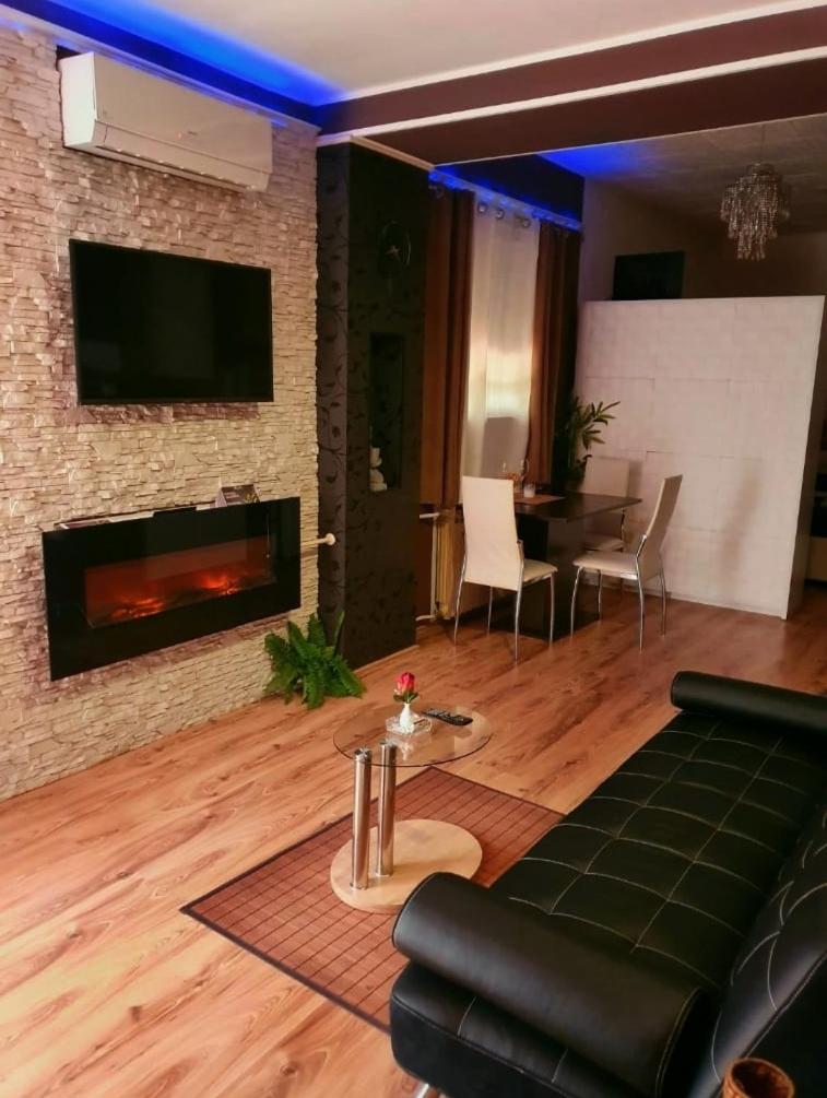 Deluxe Suite with Spa Bath