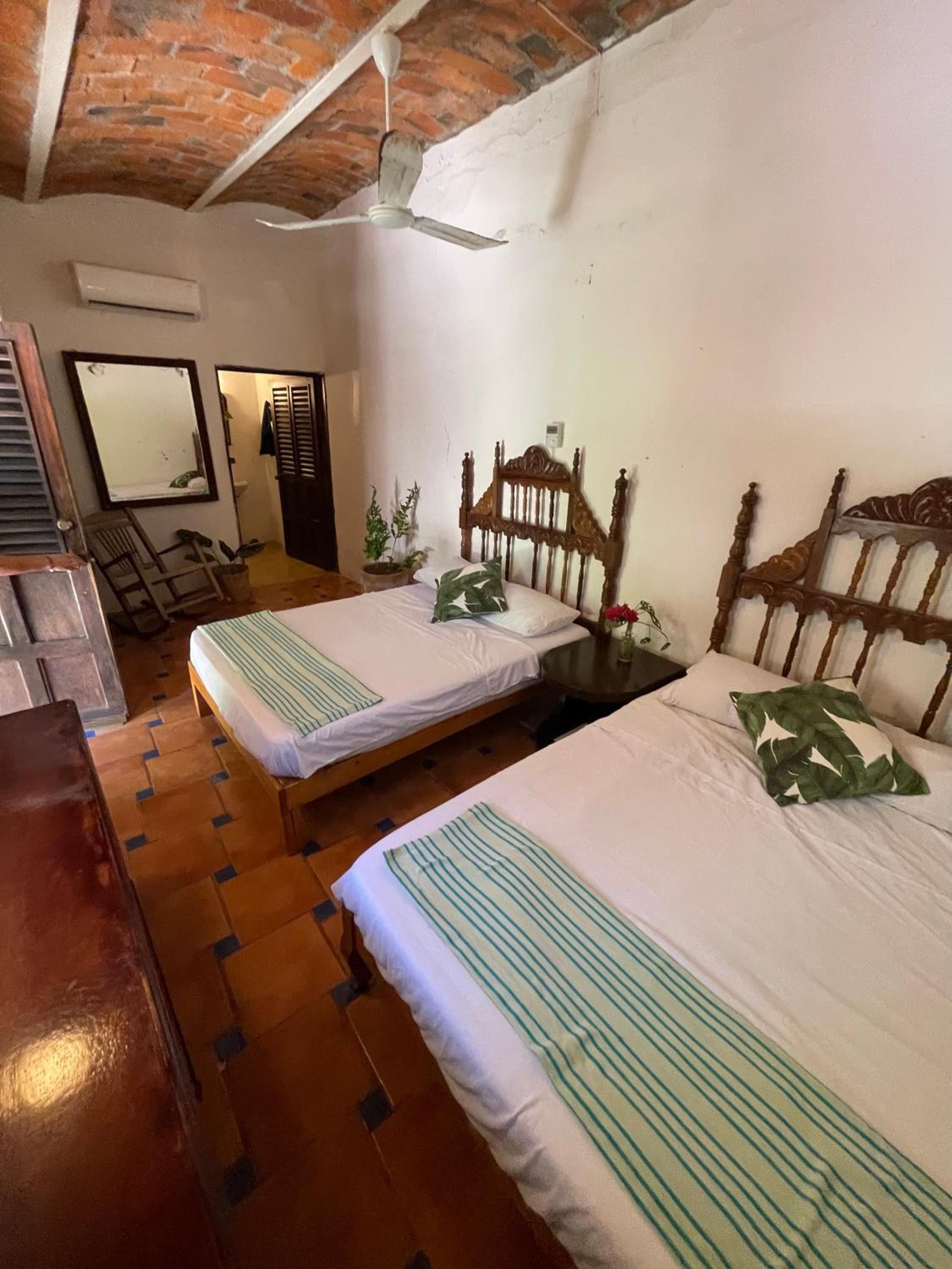 Twin Room with Private Bathroom photo 1