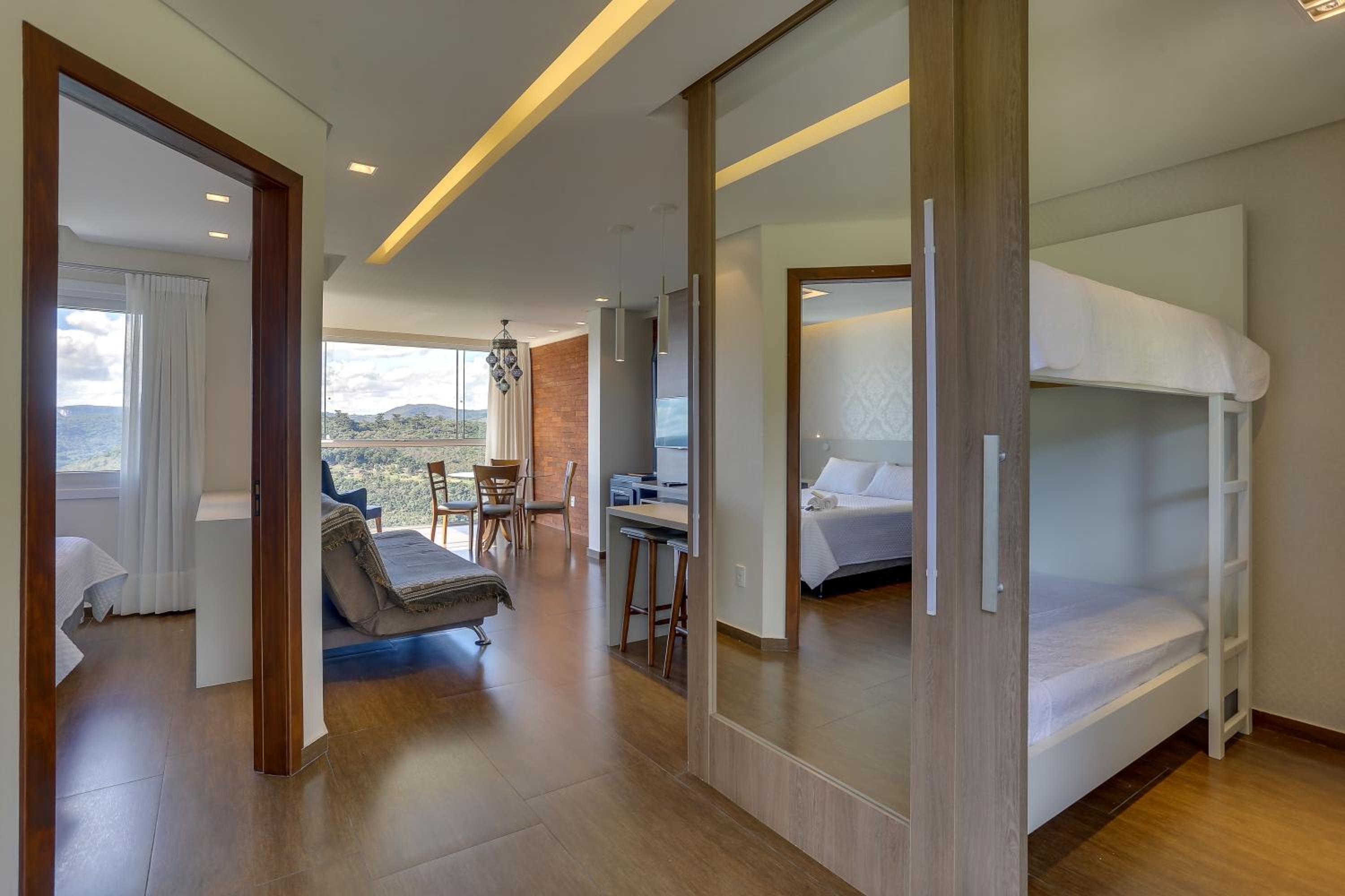 Deluxe Double or Twin Room with Mountain View