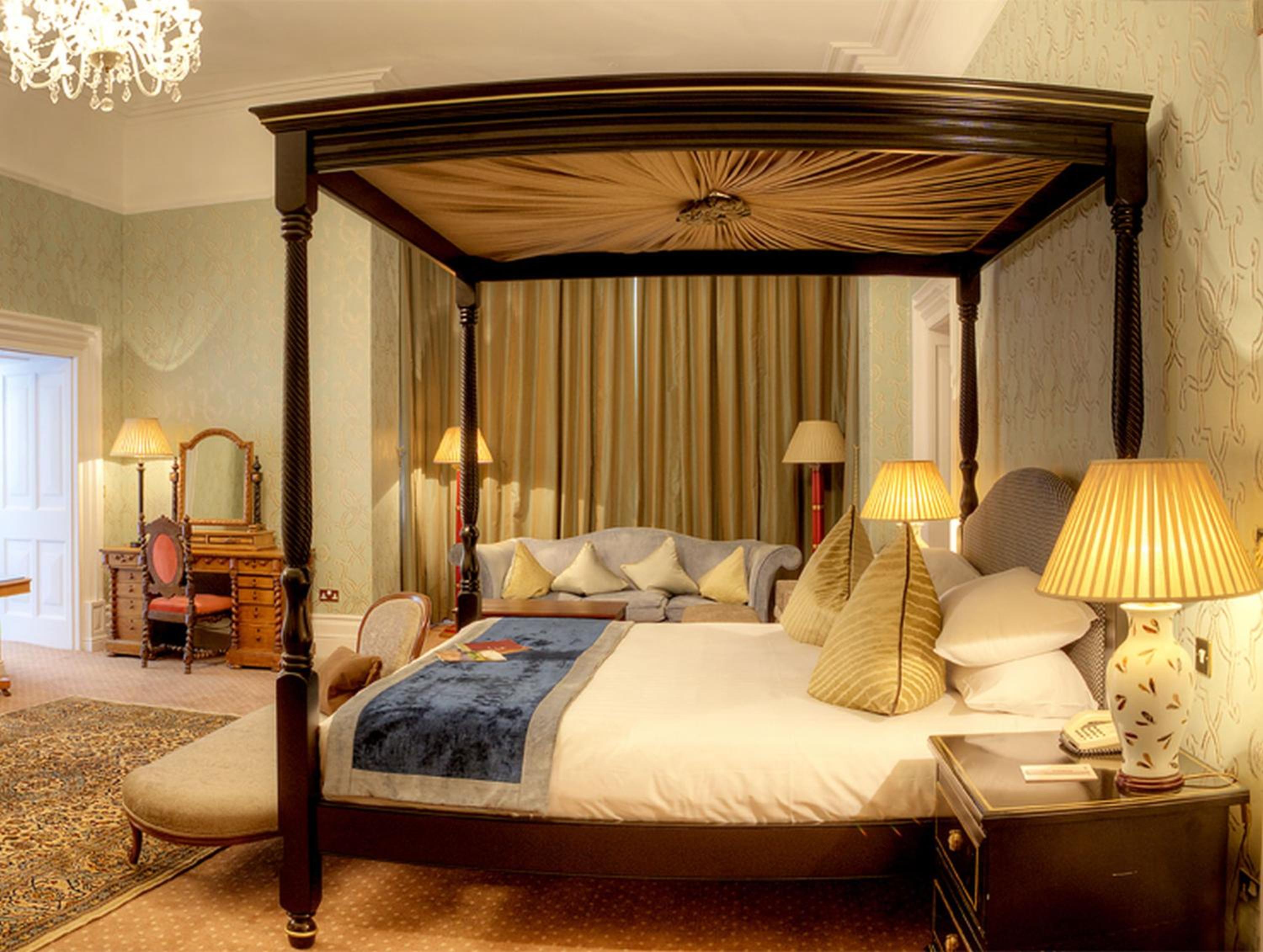 Superior King Suite with Four Poster Bed - Photo 8