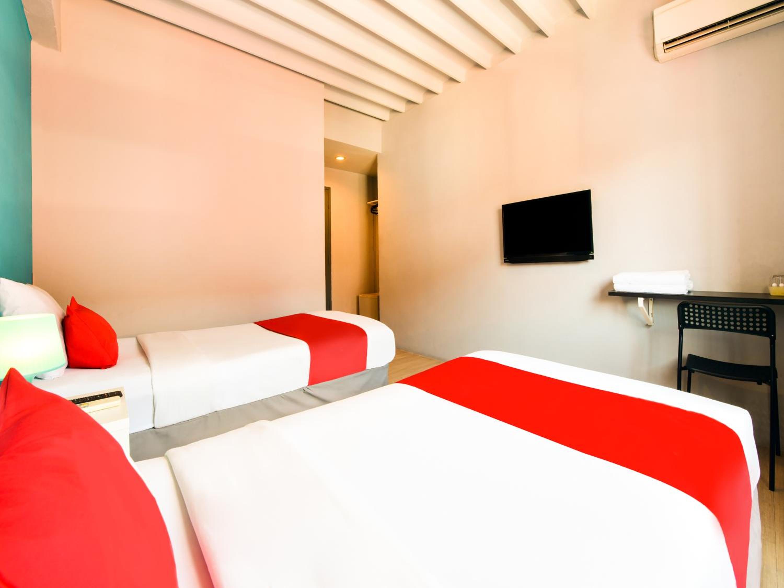 Superior Twin Room - Photo 9