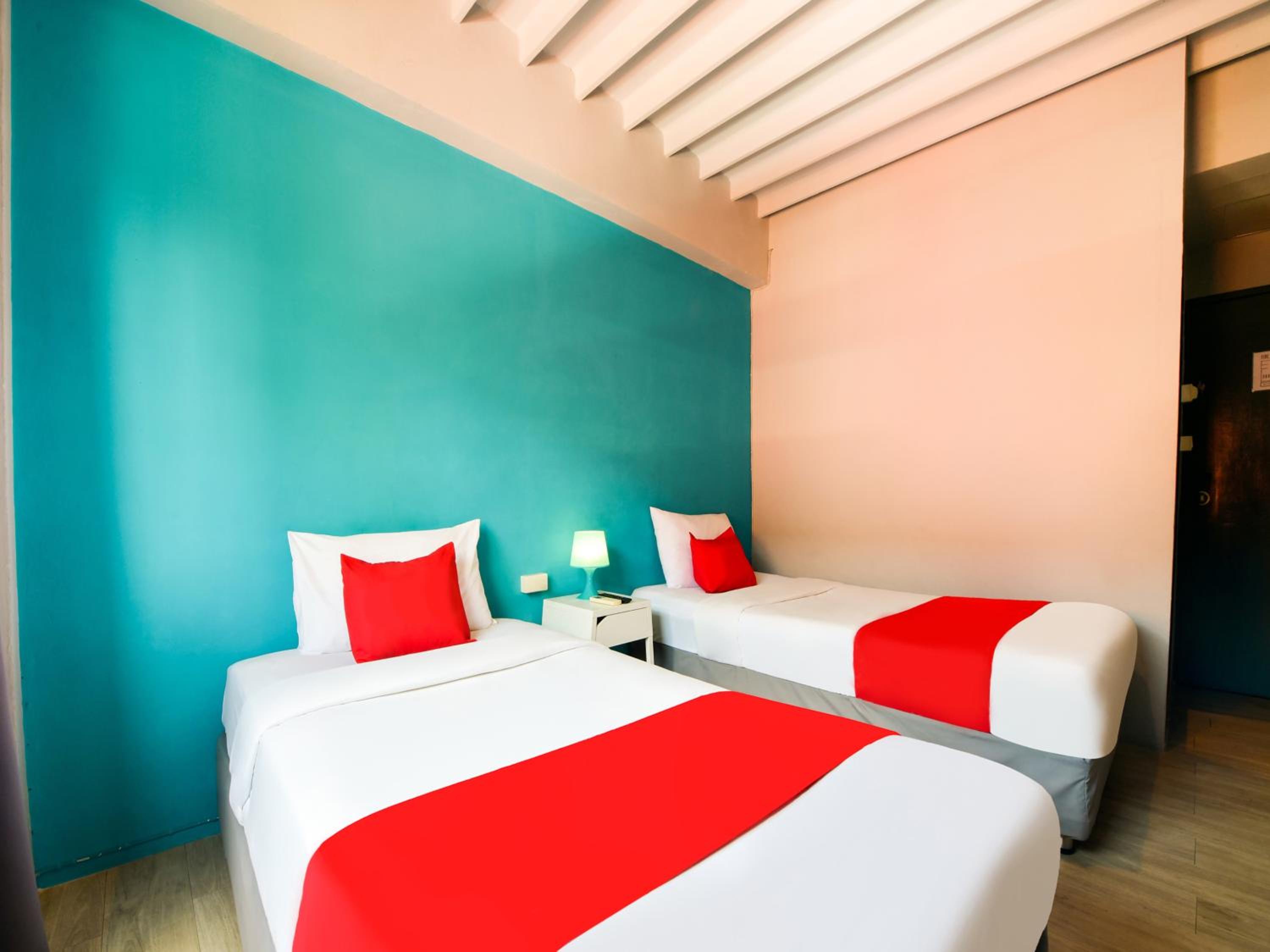 Superior Twin Room - Photo 1