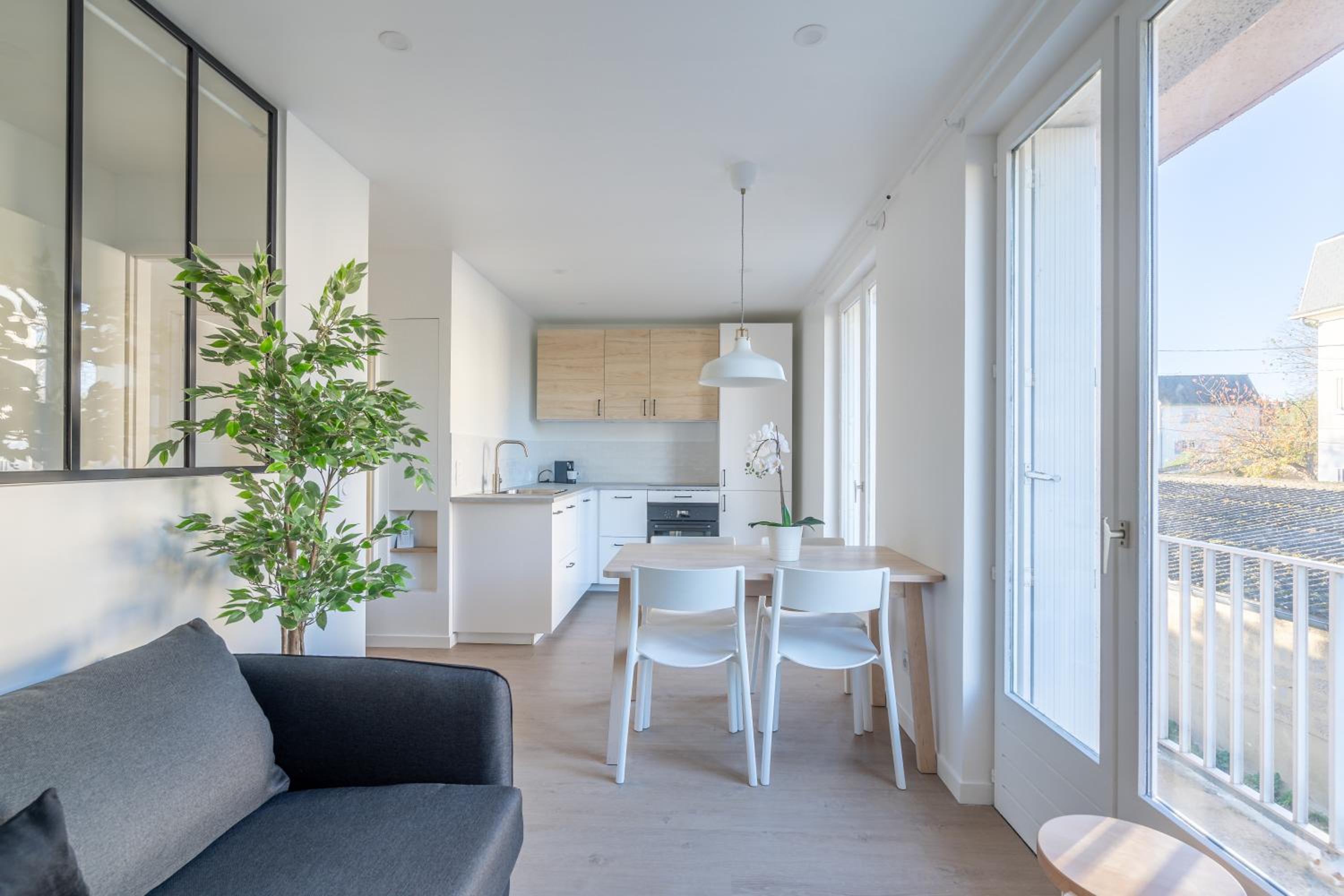 One-Bedroom Apartment