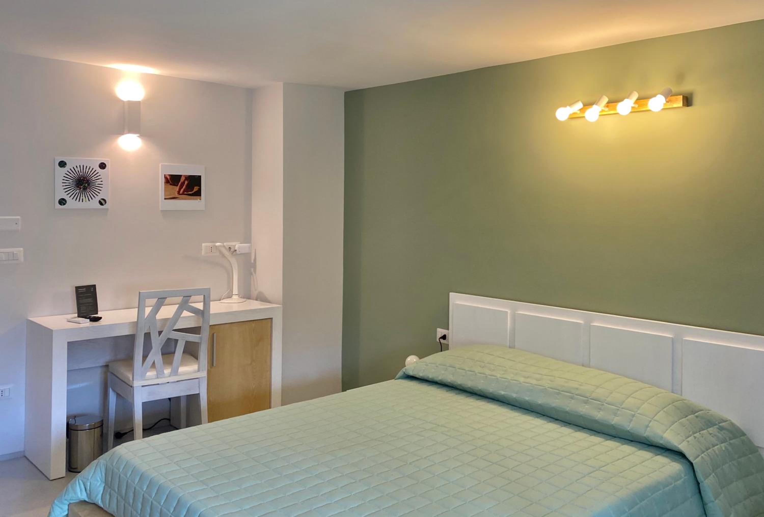 Quadruple Room with Private External Bathroom