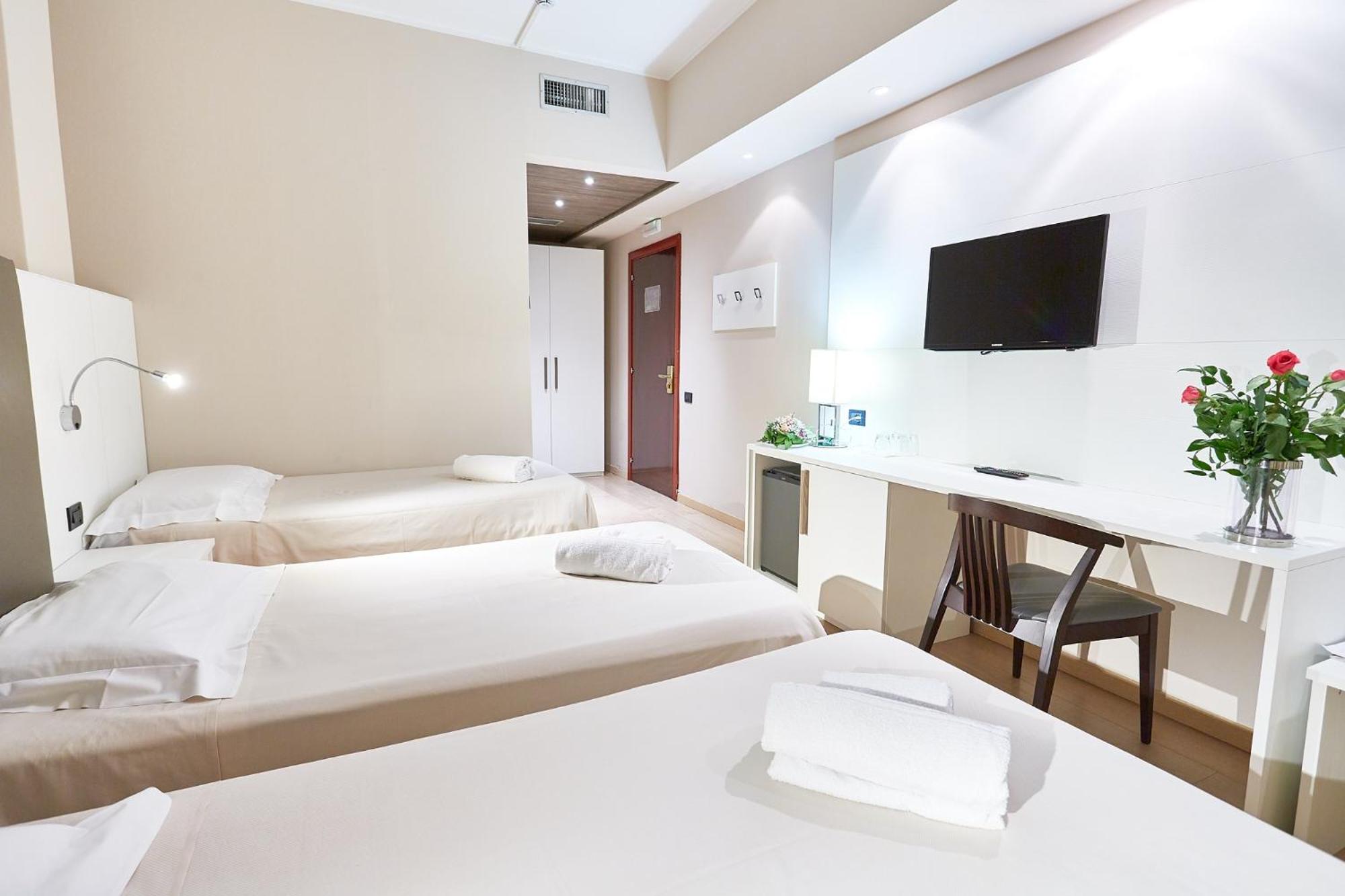 Triple Room photo 2
