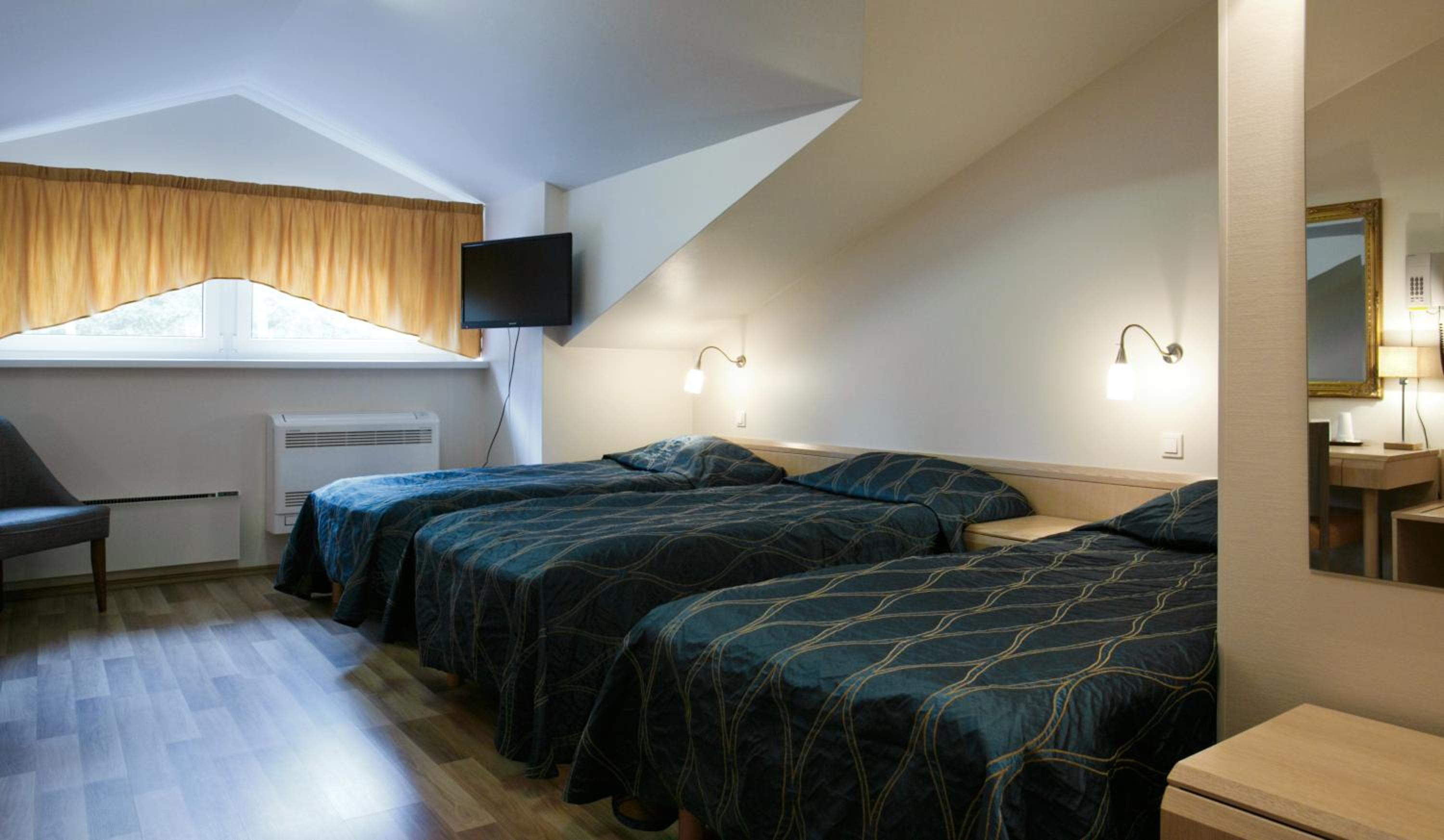 Triple Room with Spa Access photo 1