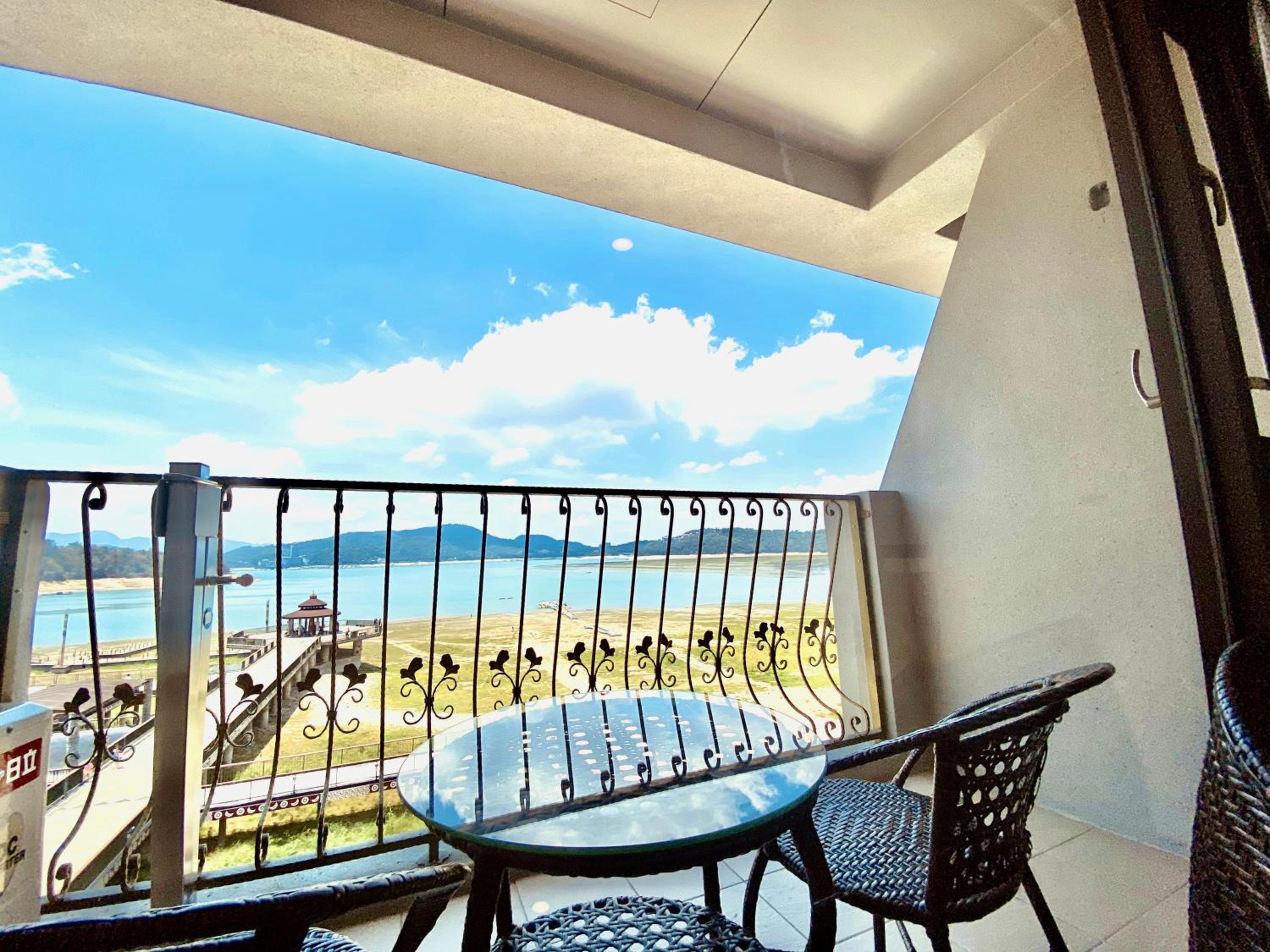 Triple Room with Lake View photo 3