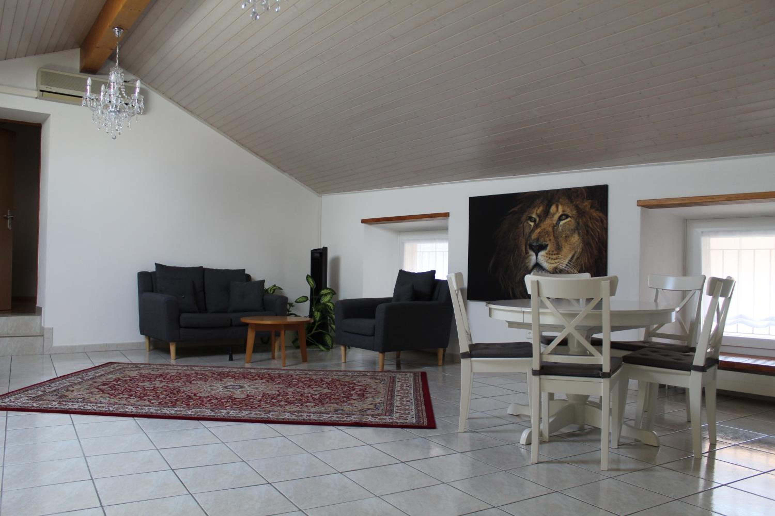 Three-Bedroom Apartment - Photo 13