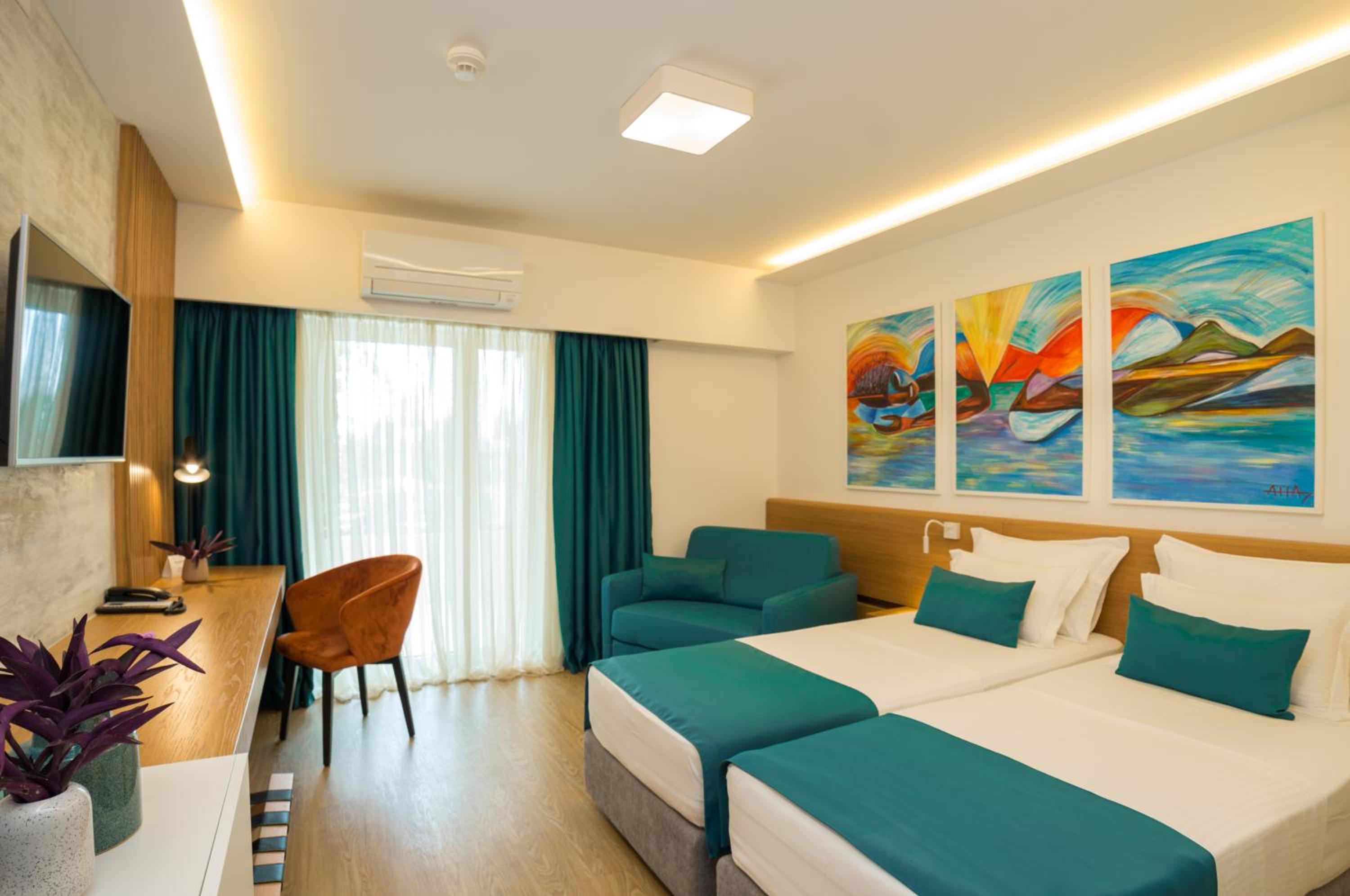Superior Double or Twin Room photo 1