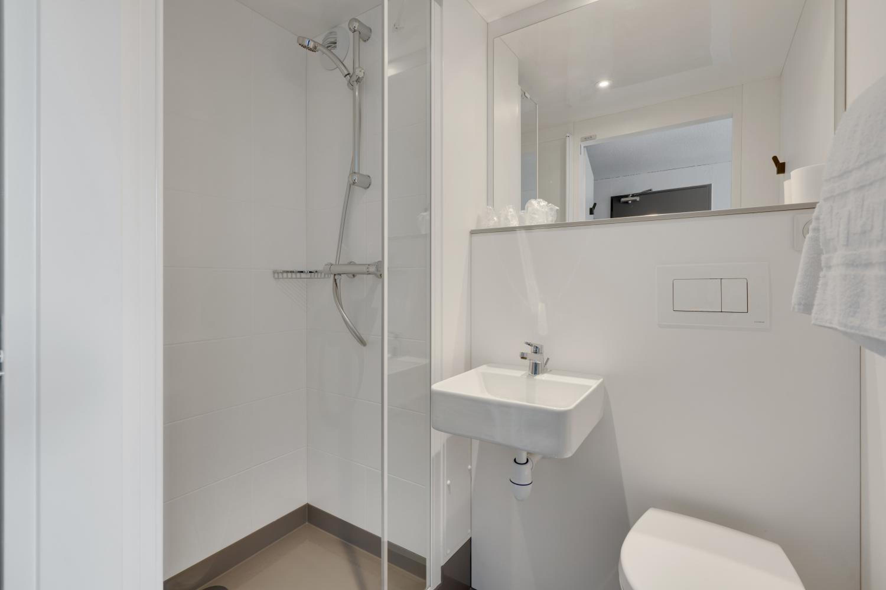 Twin Room - 12m2 photo 2