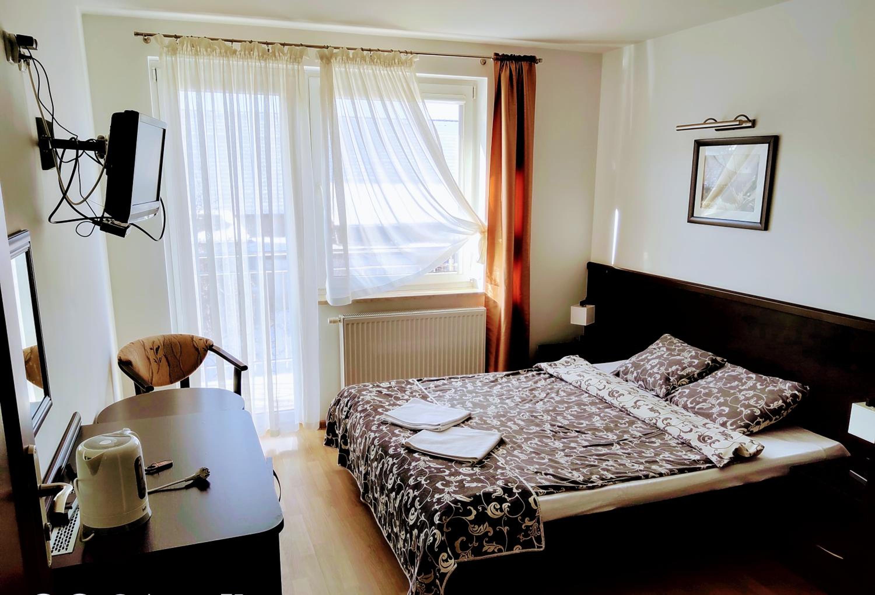 Double Room with Balcony photo 3