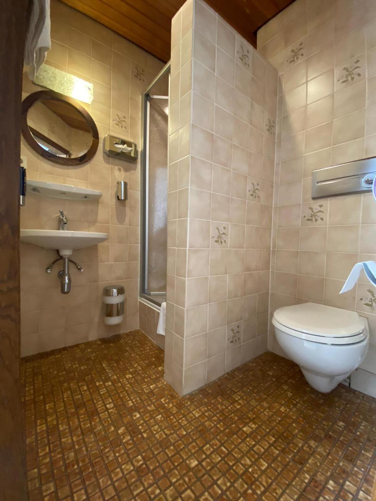 Single Room With Shower photo 2