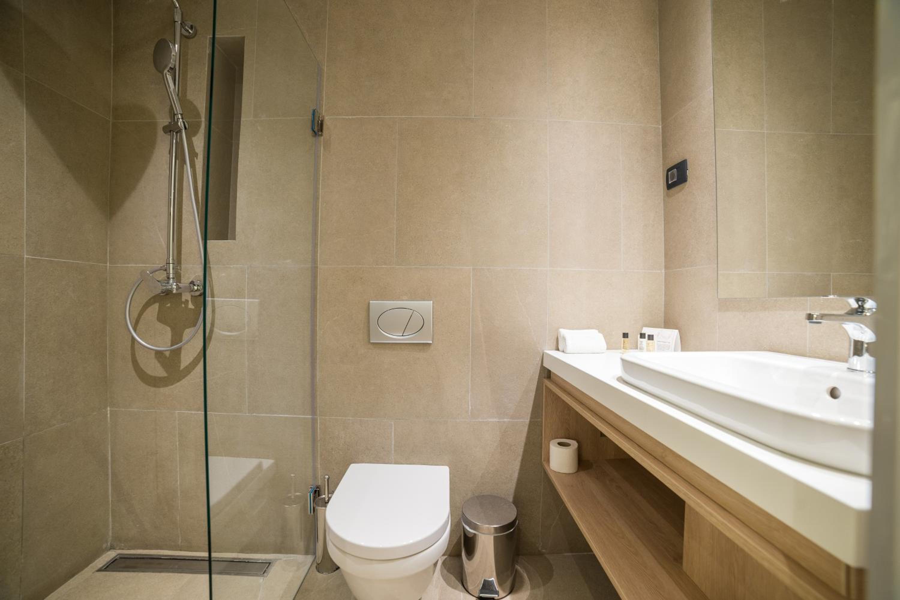 Superior Double or Twin Room photo 2
