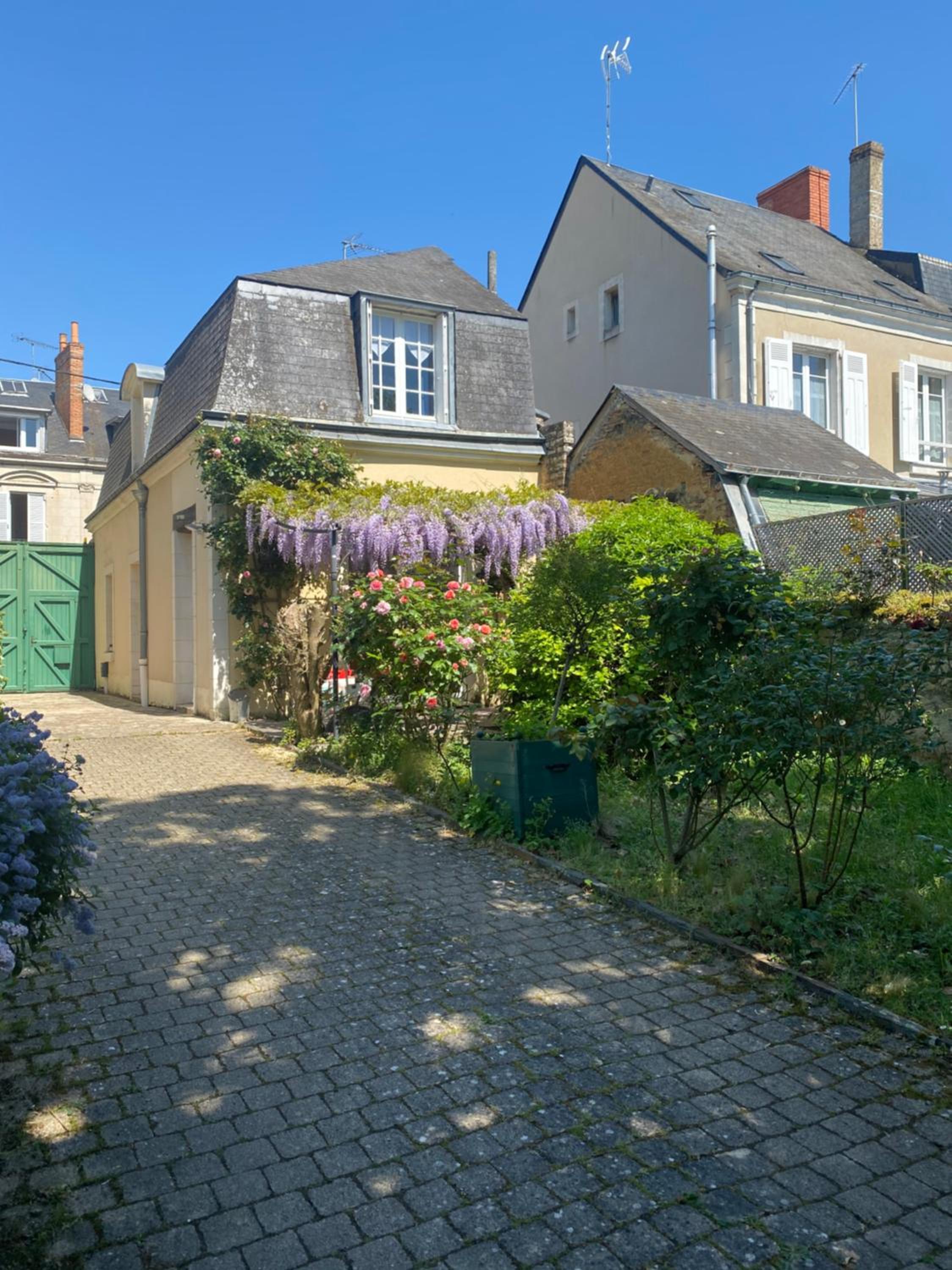 Studio with Garden View - Photo 3