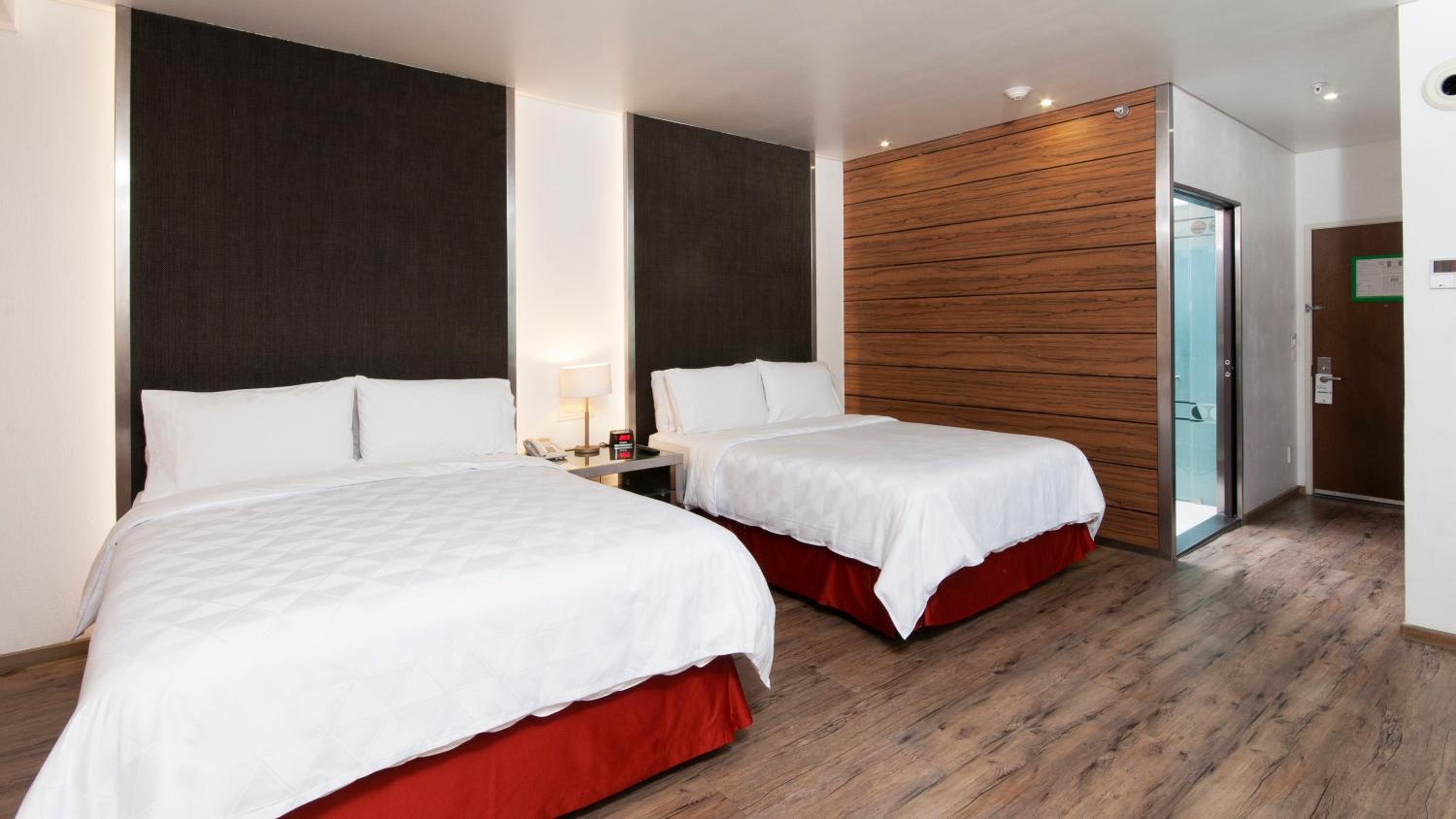 Standard Room with Two Queen Beds