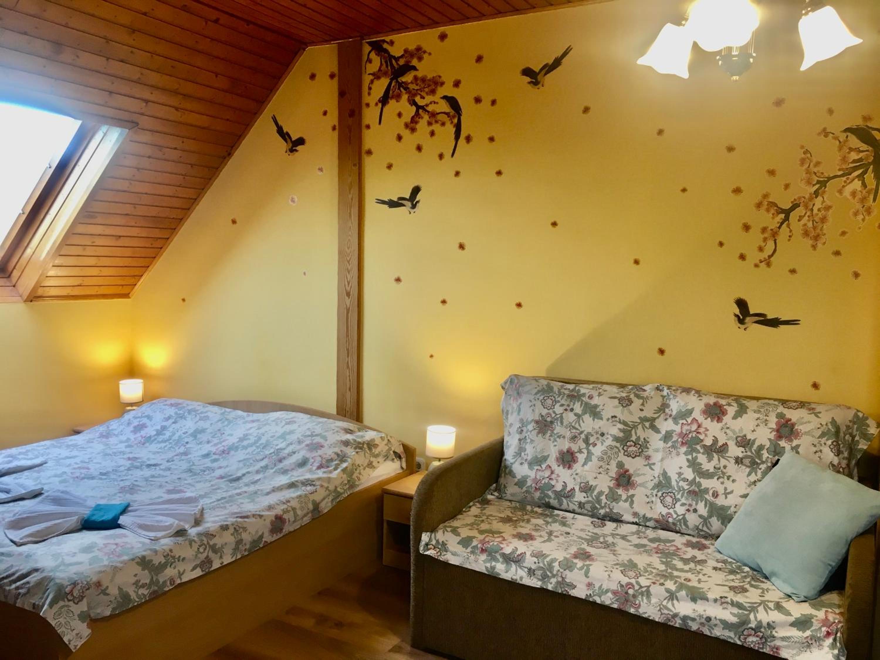 Four-Bedroom House - Photo 14