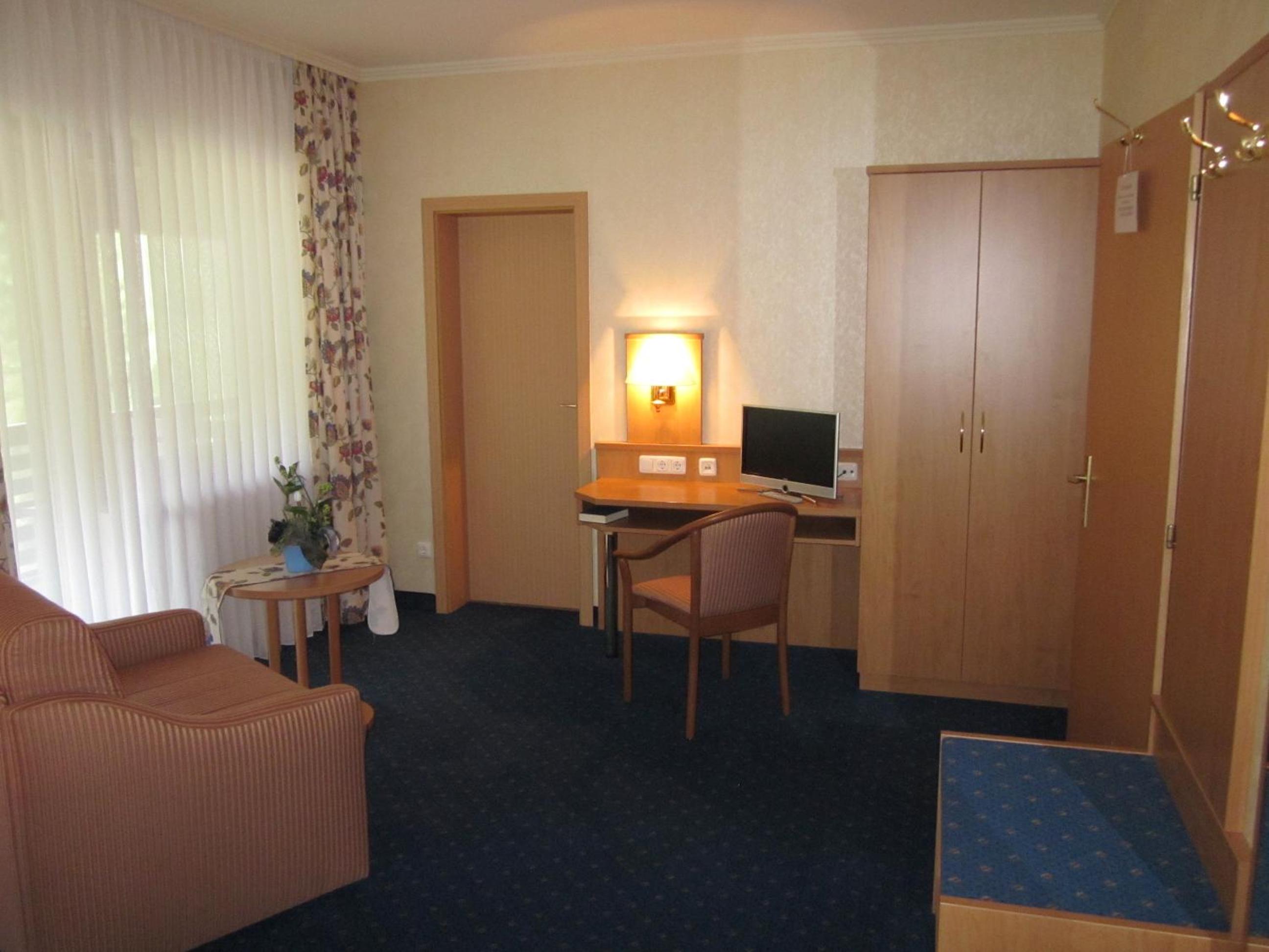Double Room Annex photo 3