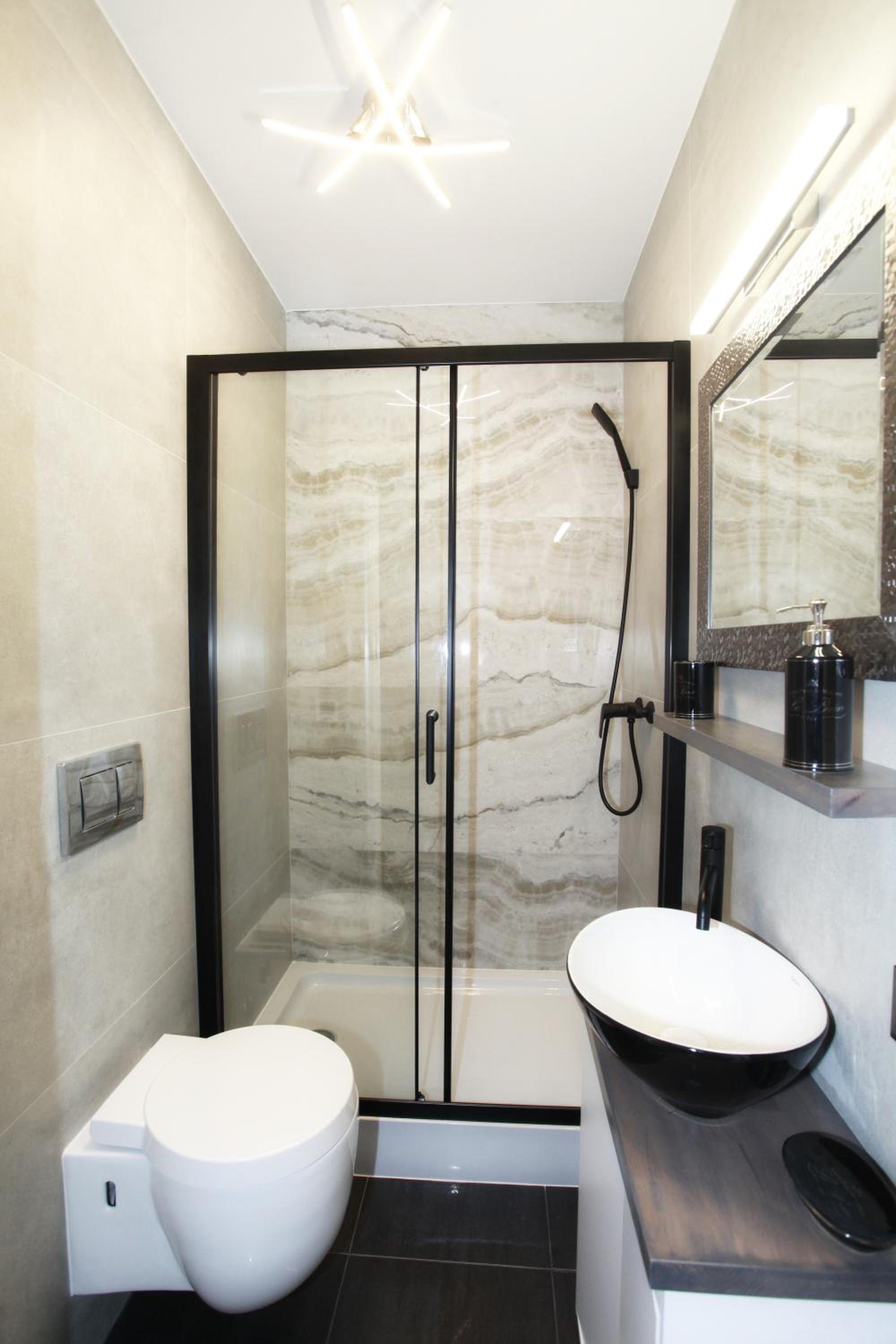 Twin Room with Balcony photo 3