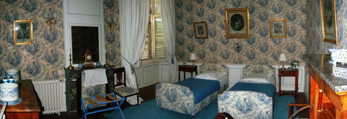 Twin Room with Garden View - Photo 2