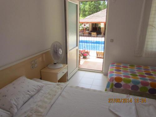 Double Room with Private Bathroom photo 3