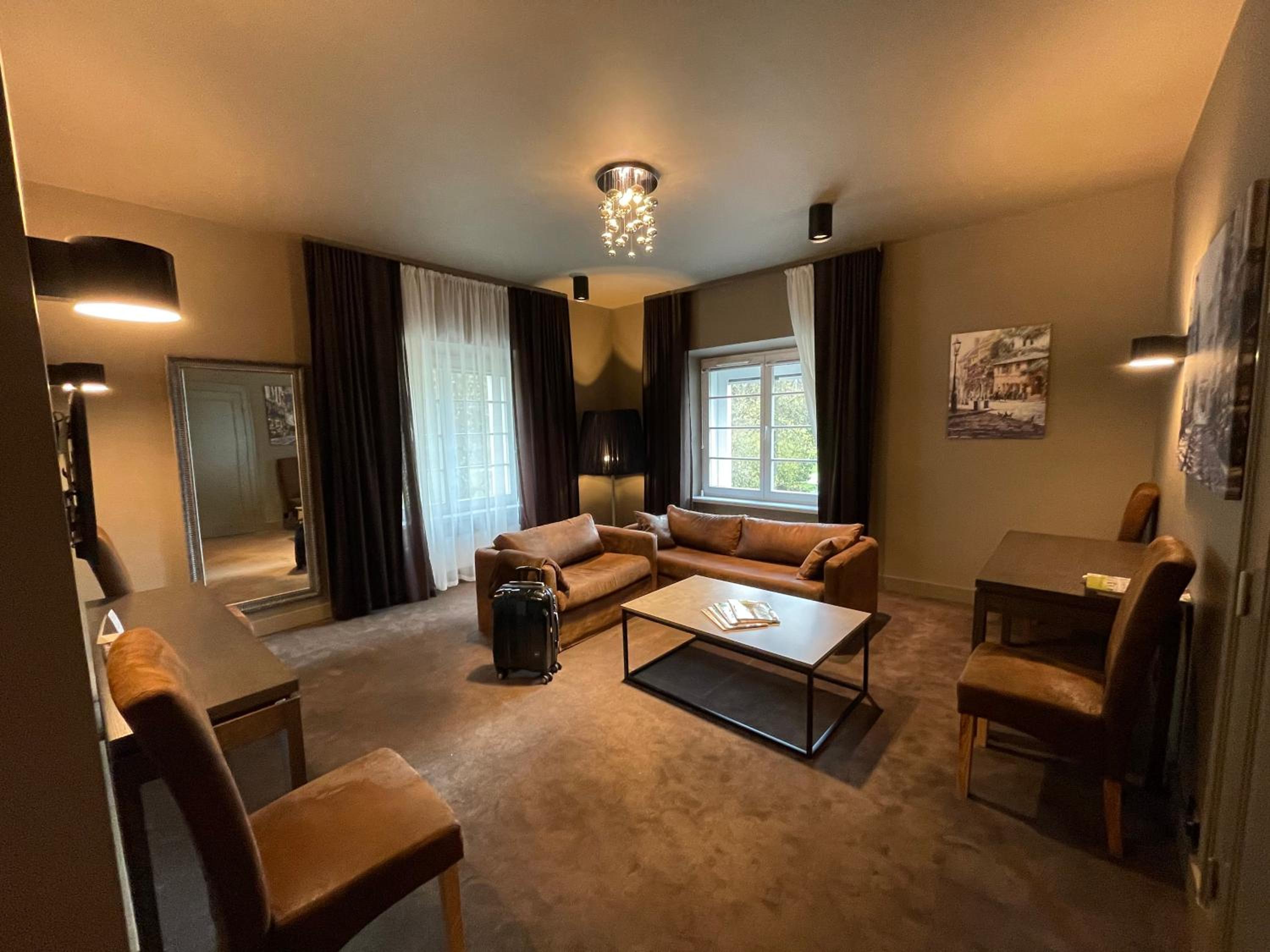 Suite with Garden View - Photo 1