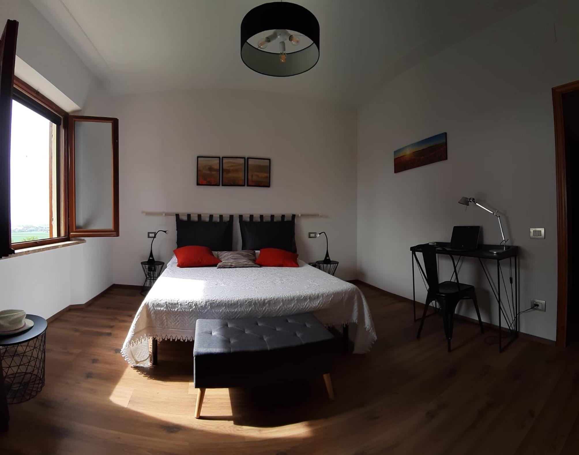 Three-Bedroom House photo 2
