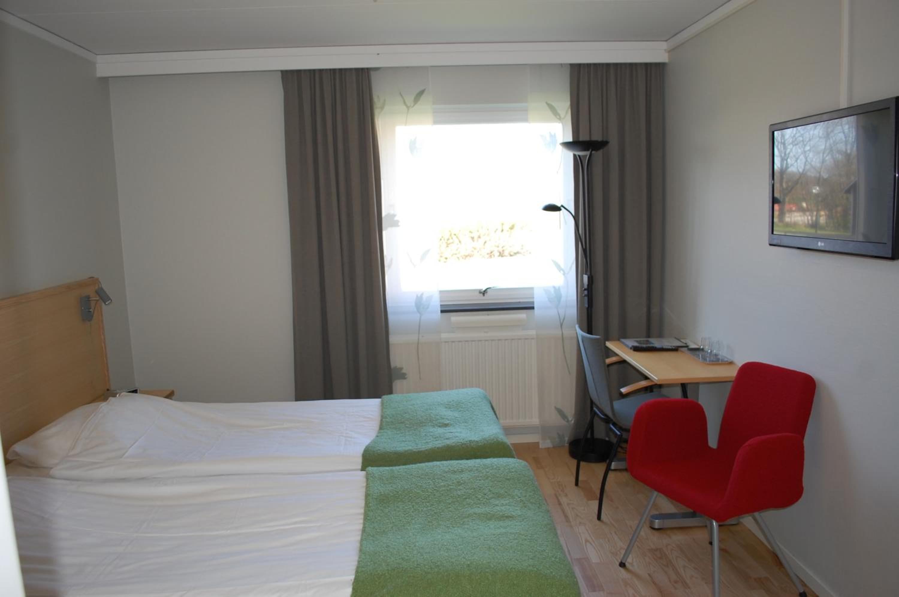 Double or Twin Room - Annex - Photo 11