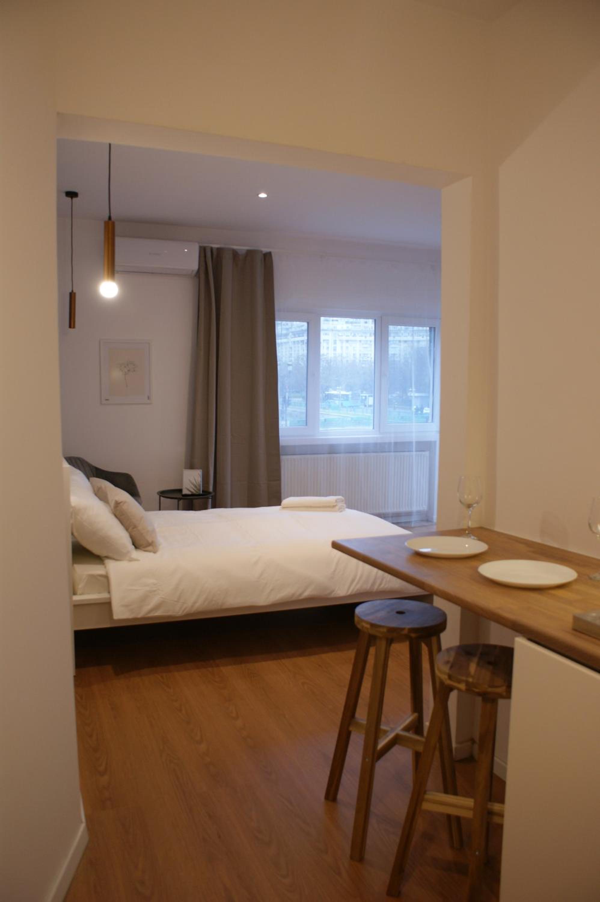 One-Bedroom Apartment - Photo 17