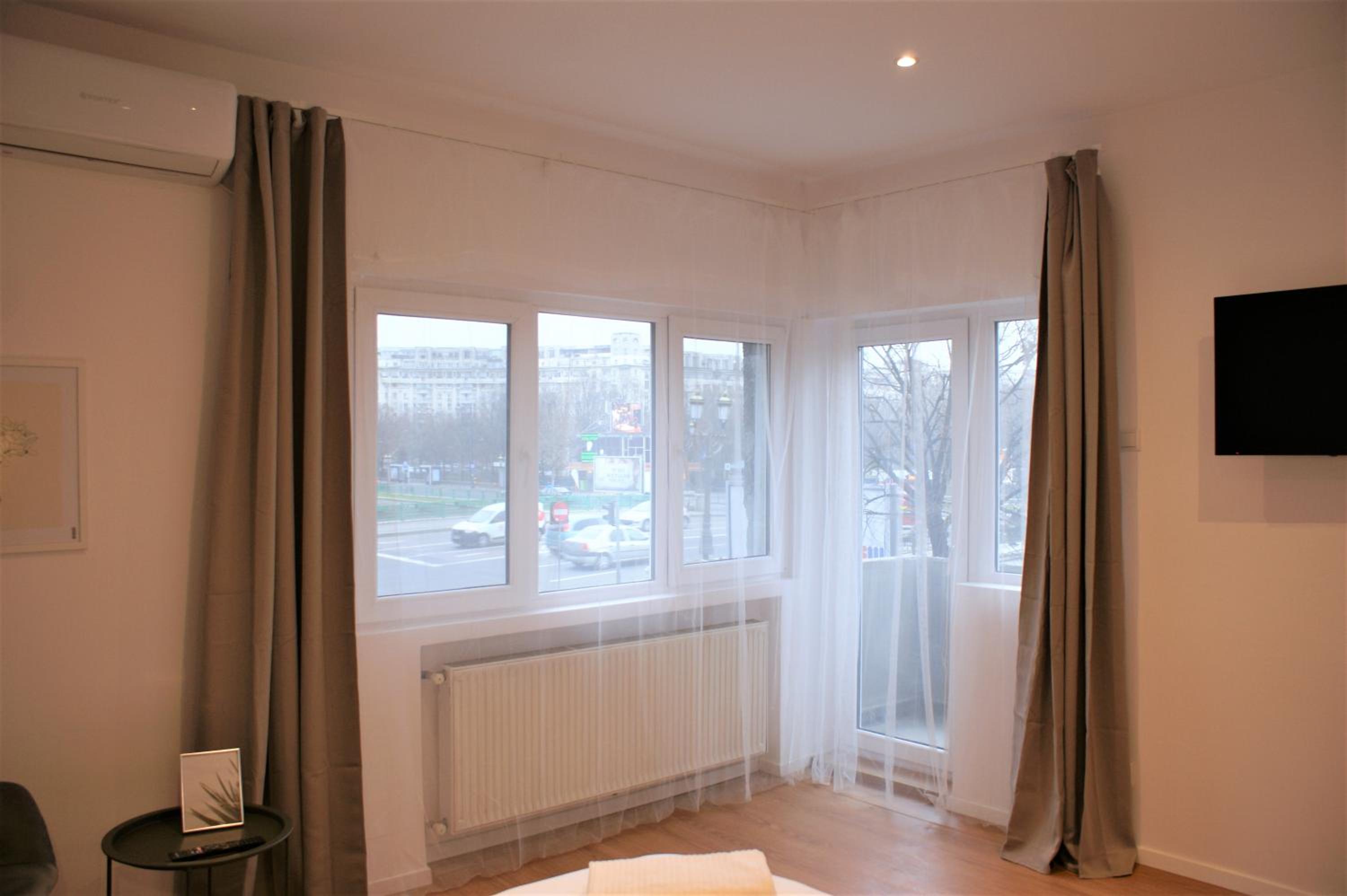 One-Bedroom Apartment - Photo 21