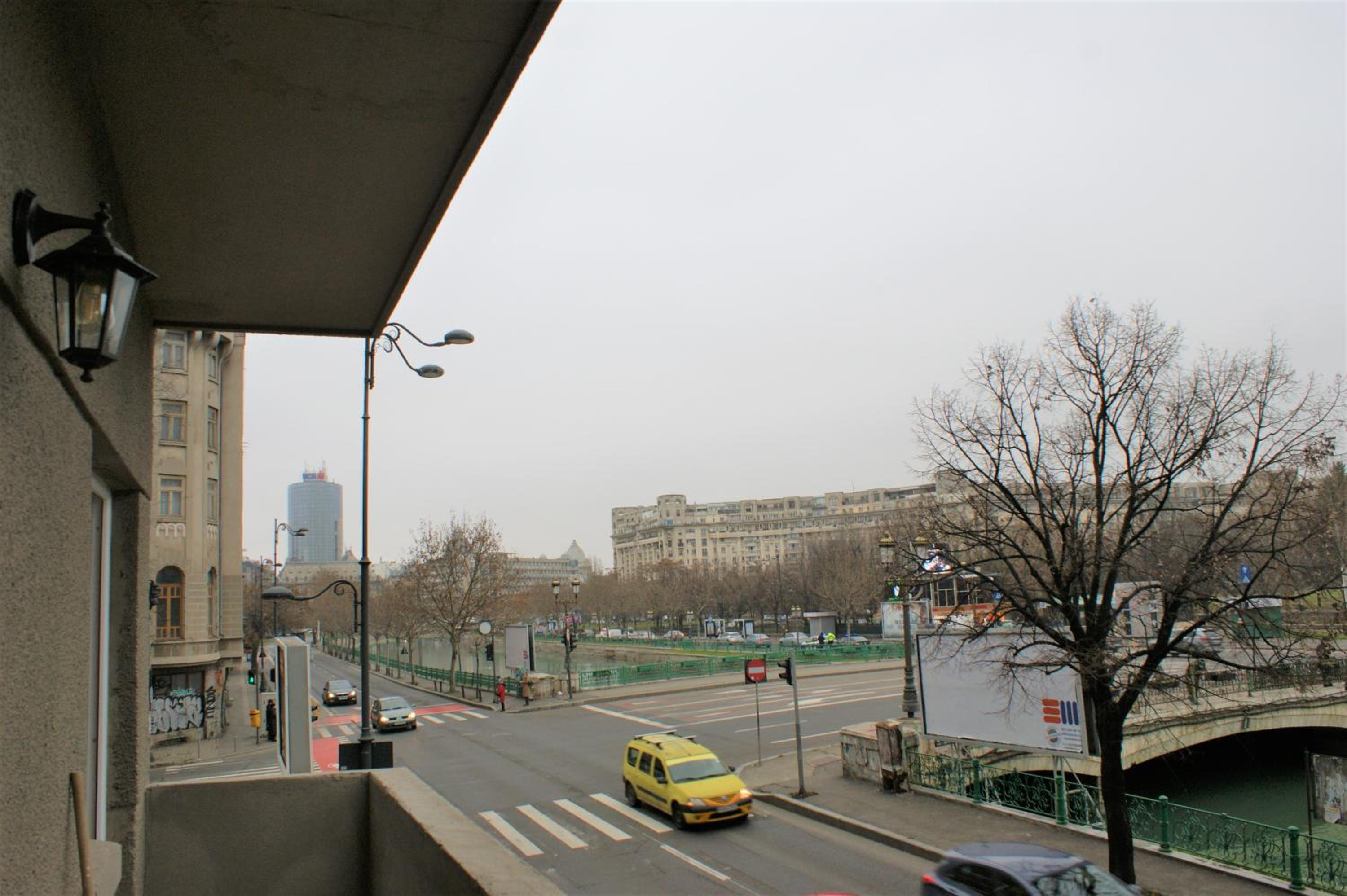 One-Bedroom Apartment - Photo 24