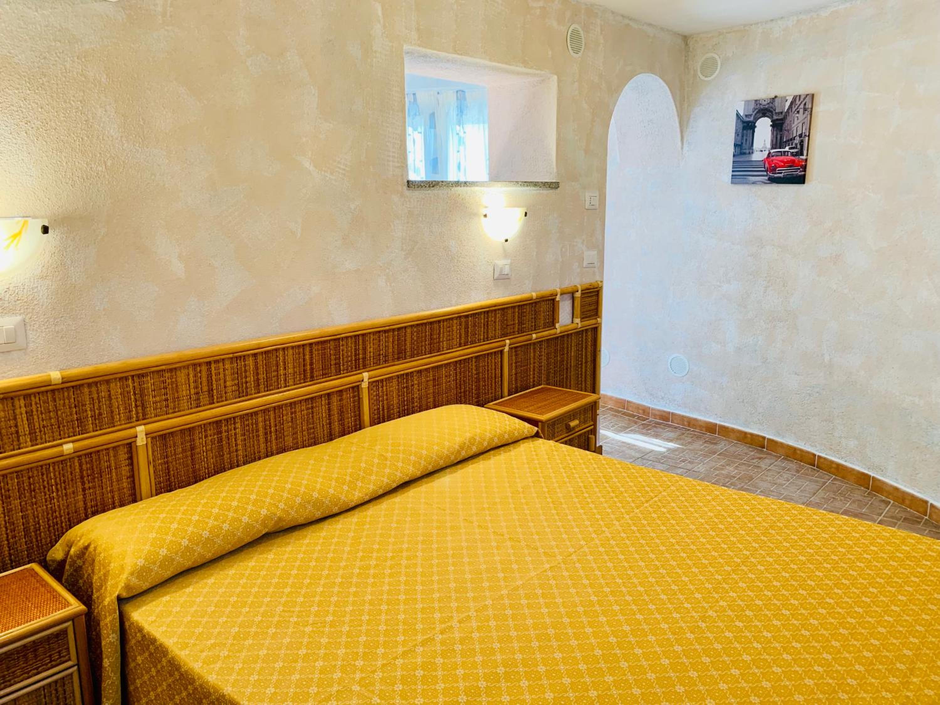 Deluxe Double or Twin Room with Sea View