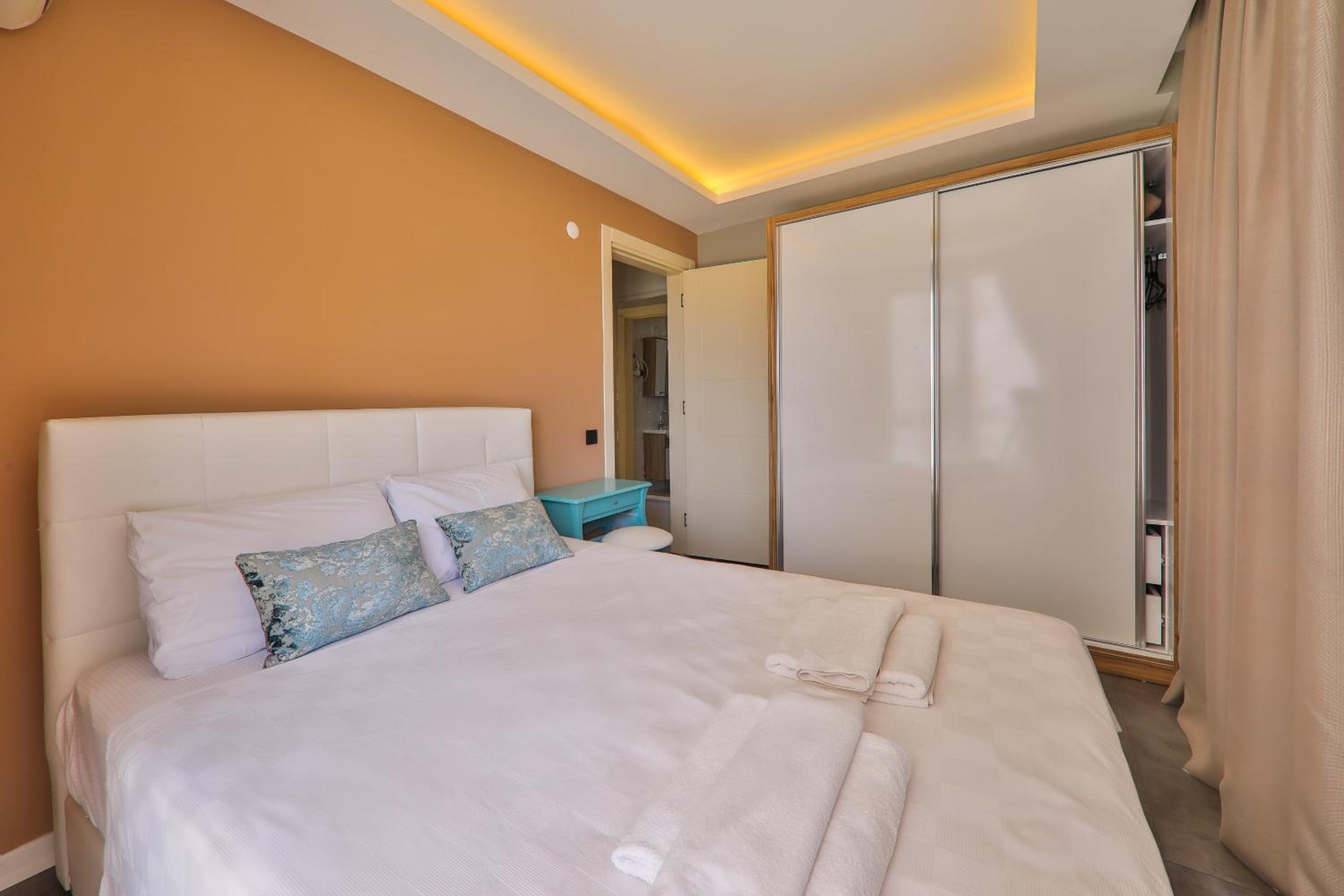 Two-Bedroom Apartment - Photo 13