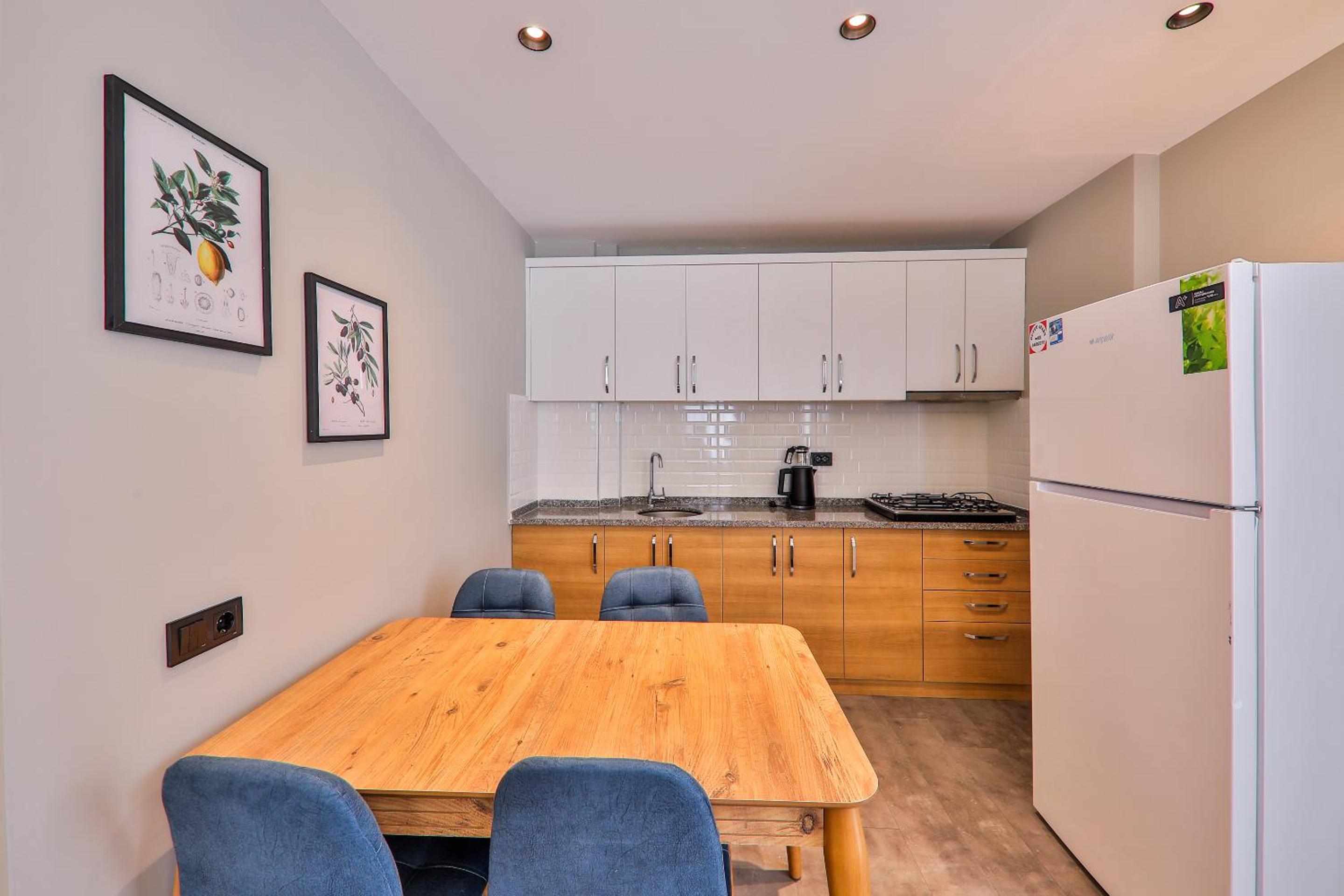 Two-Bedroom Apartment - Photo 17