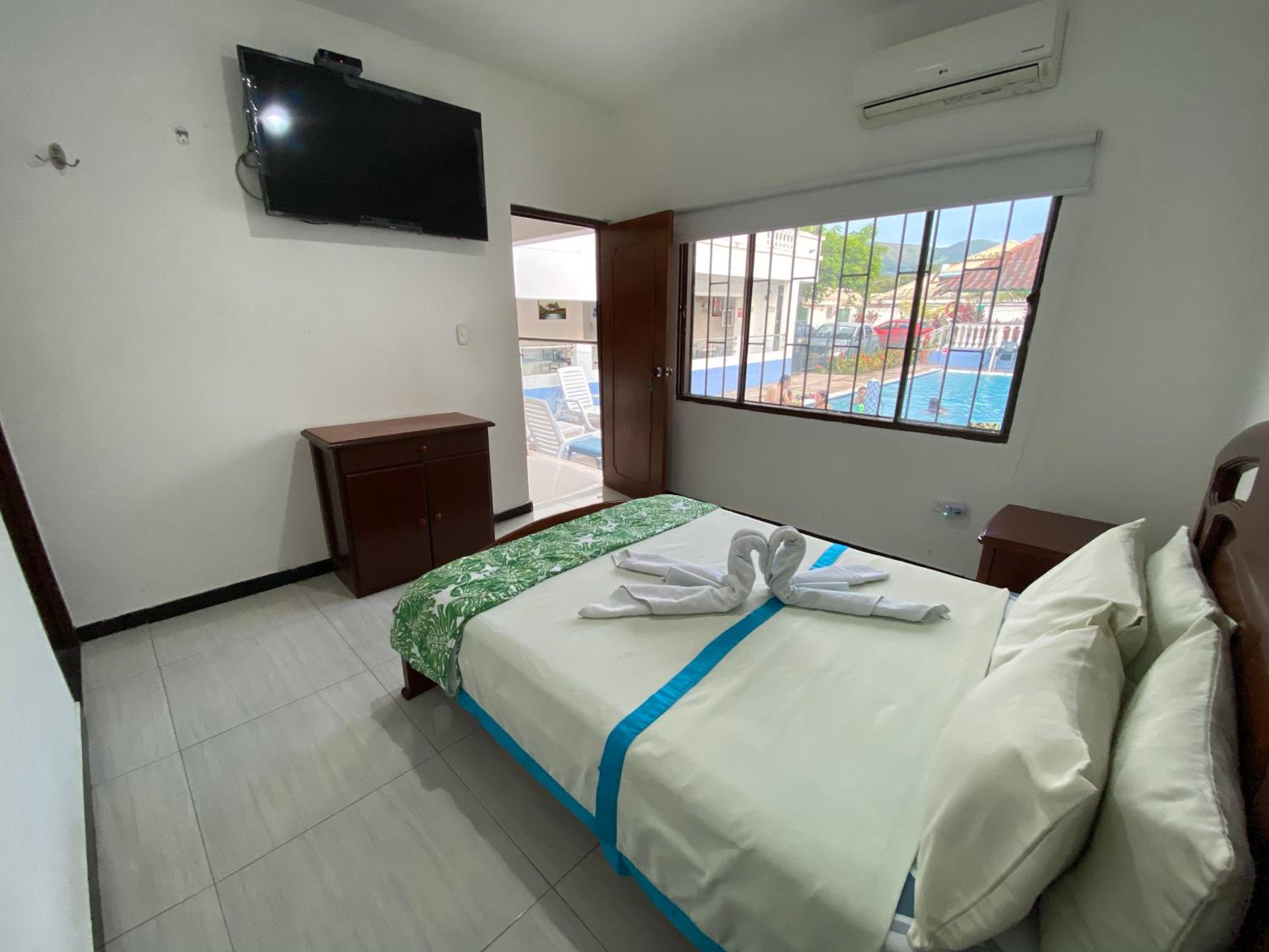 Double Room with Private Bathroom photo 1