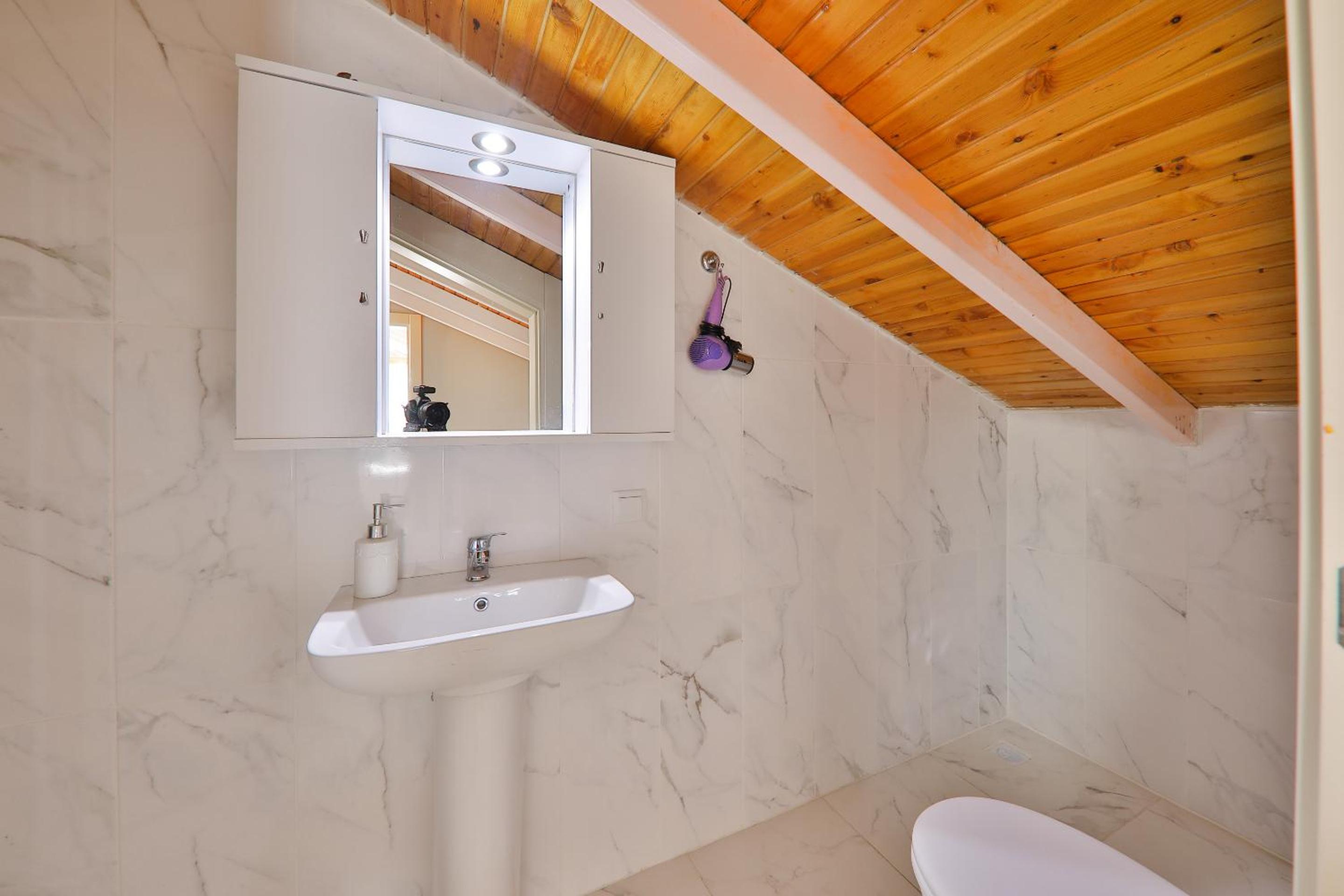 Duplex Apartment - Photo 3