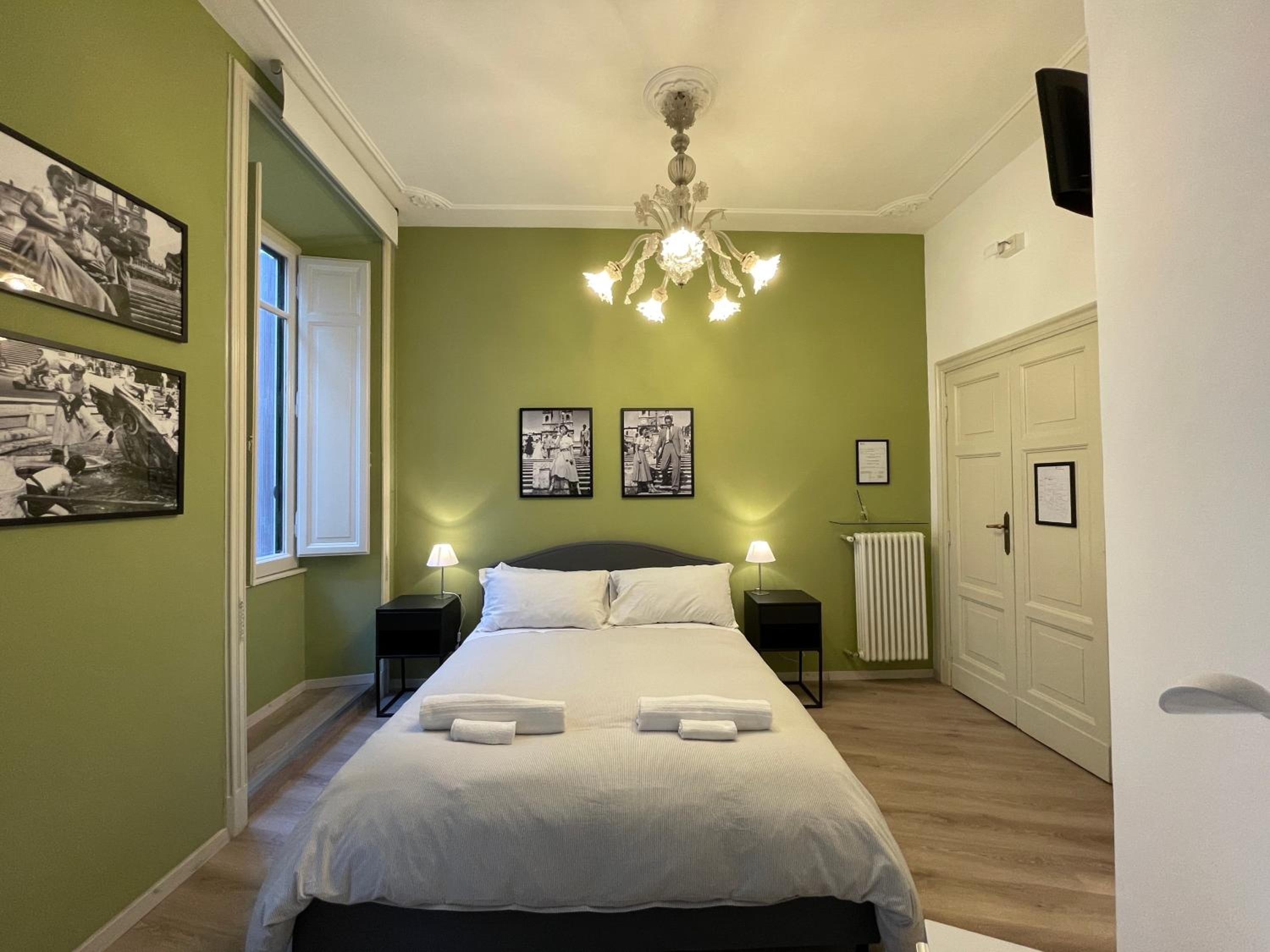 Double Room with Private Bathroom photo 1