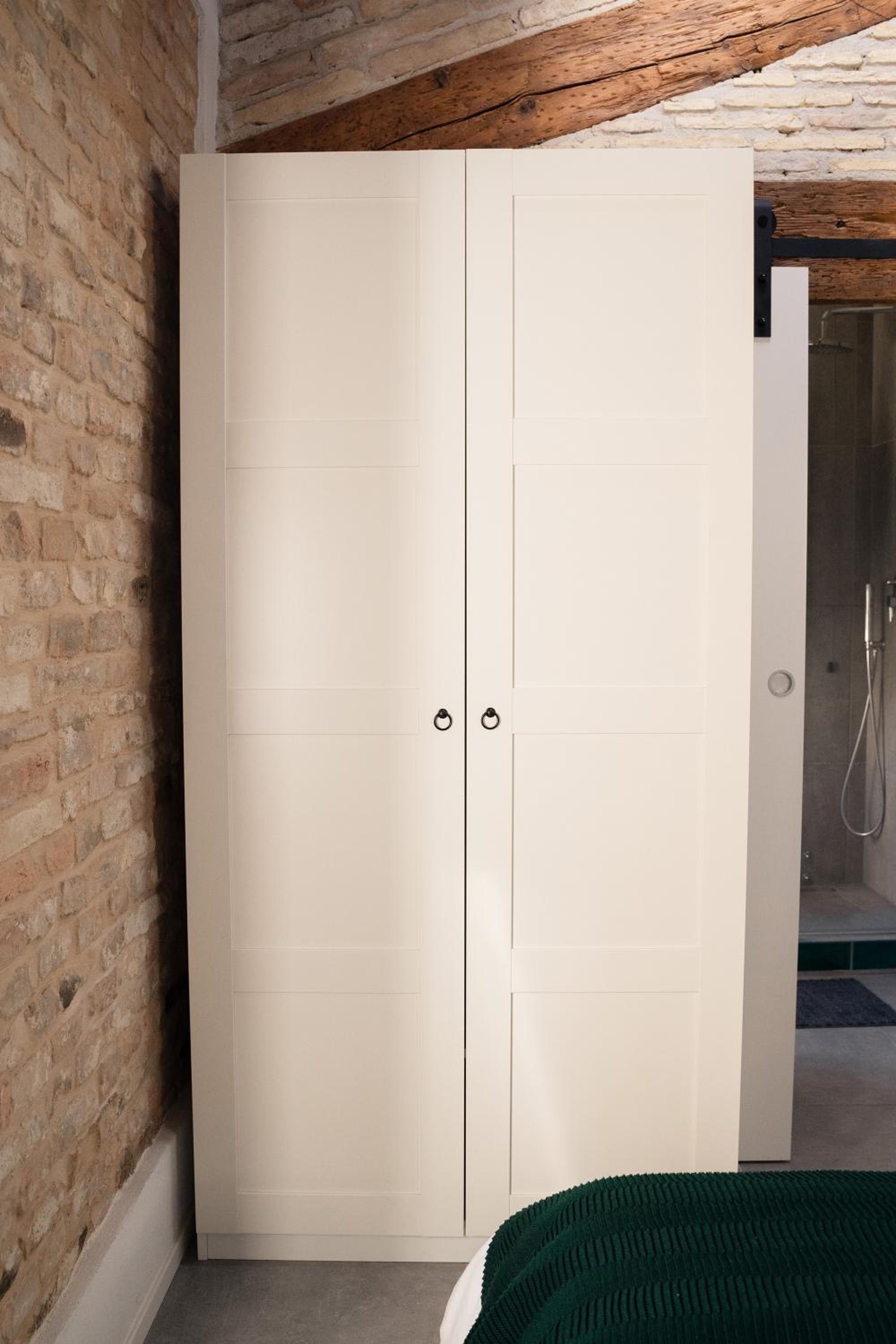 Double Room - Photo 5