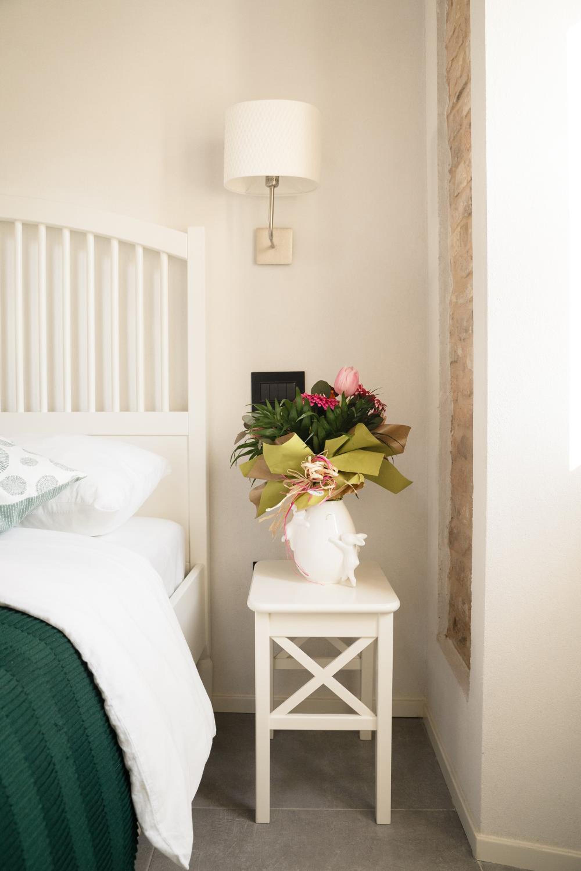 Double Room - Photo 7
