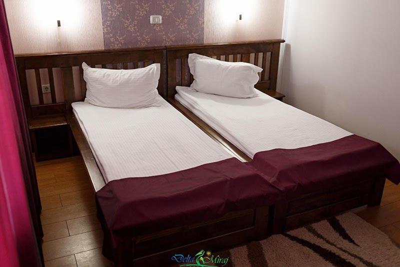 Standard Twin Room - Photo 2