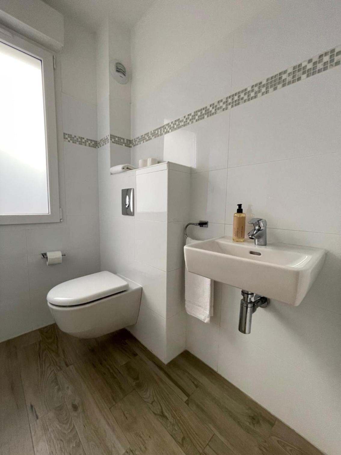 Apartment - Photo 11