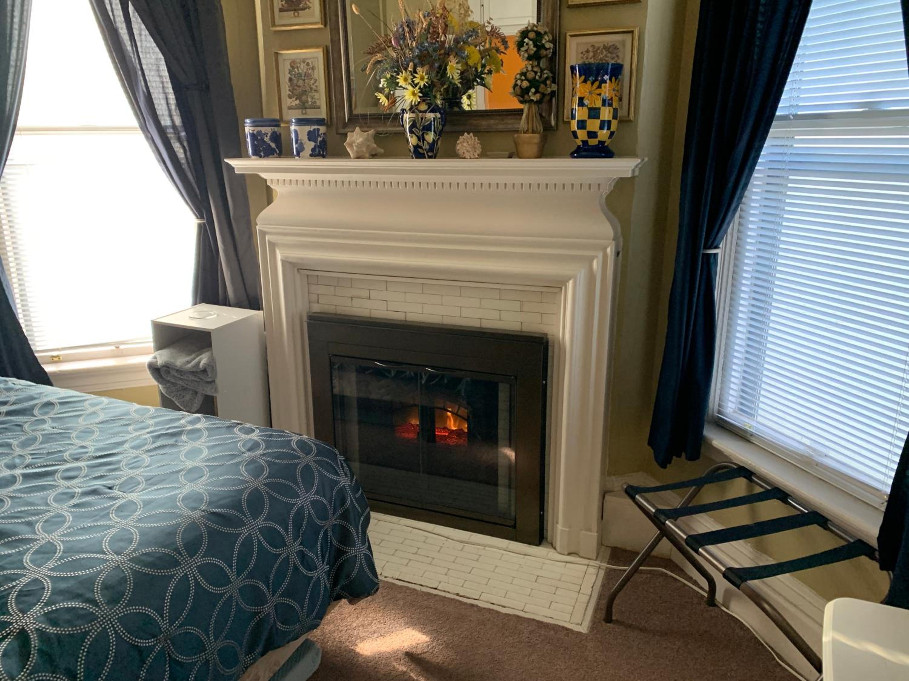 King Room with Private Bathroom with Shower photo 1