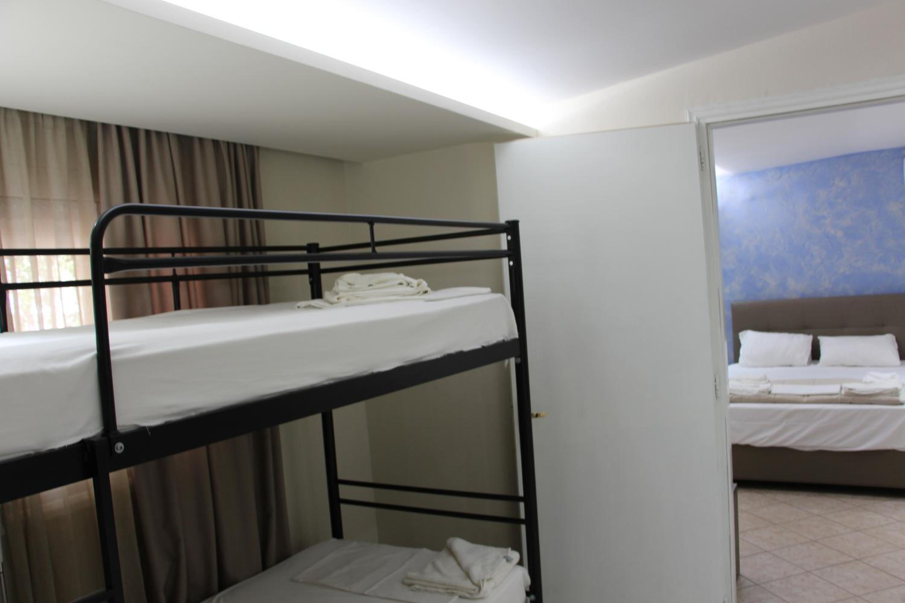 Apartment - Photo 4