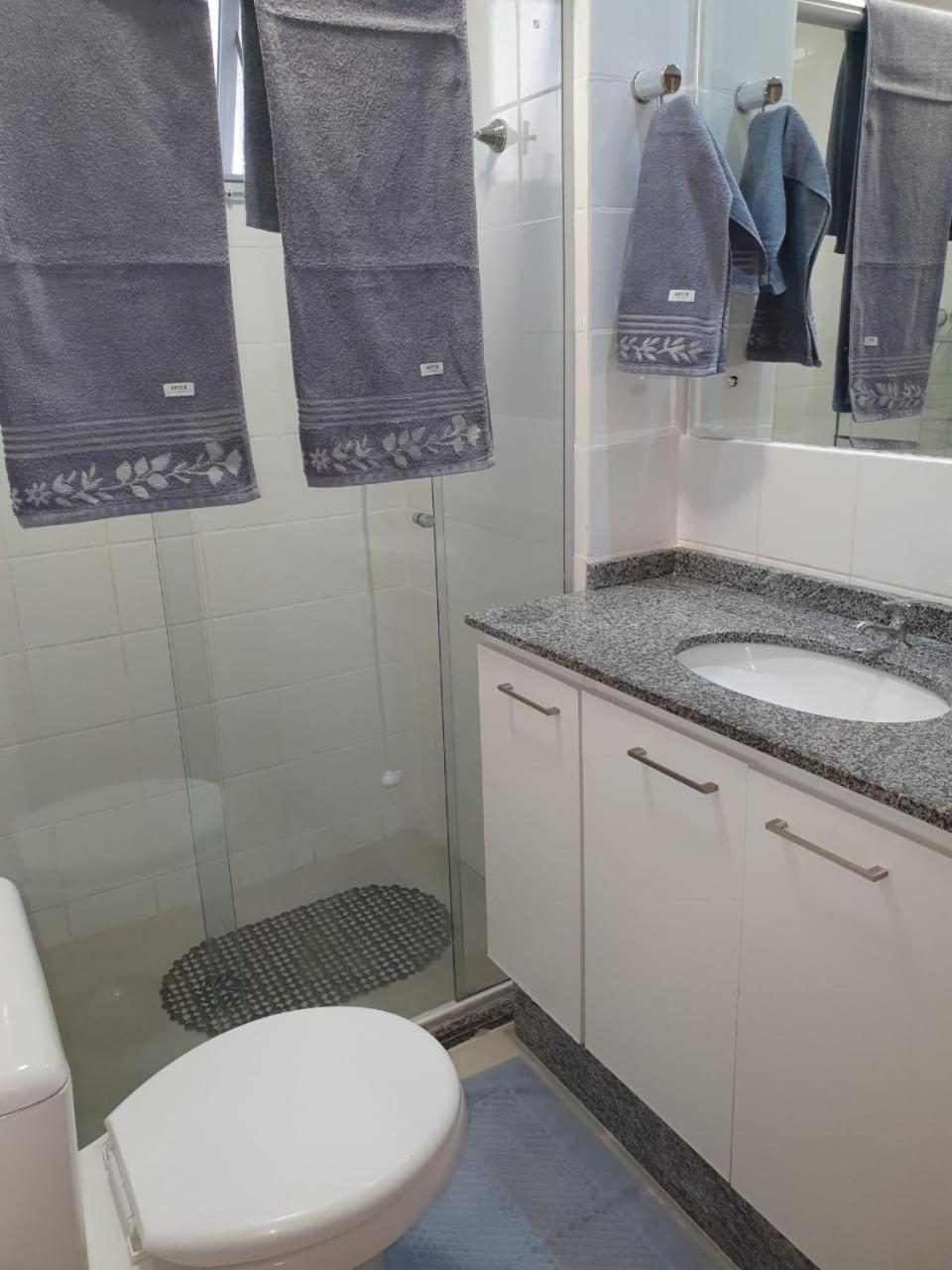 Three-Bedroom Apartment photo 2