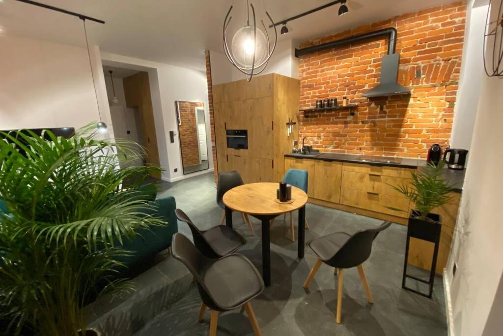Two-Bedroom Apartment - Photo 14
