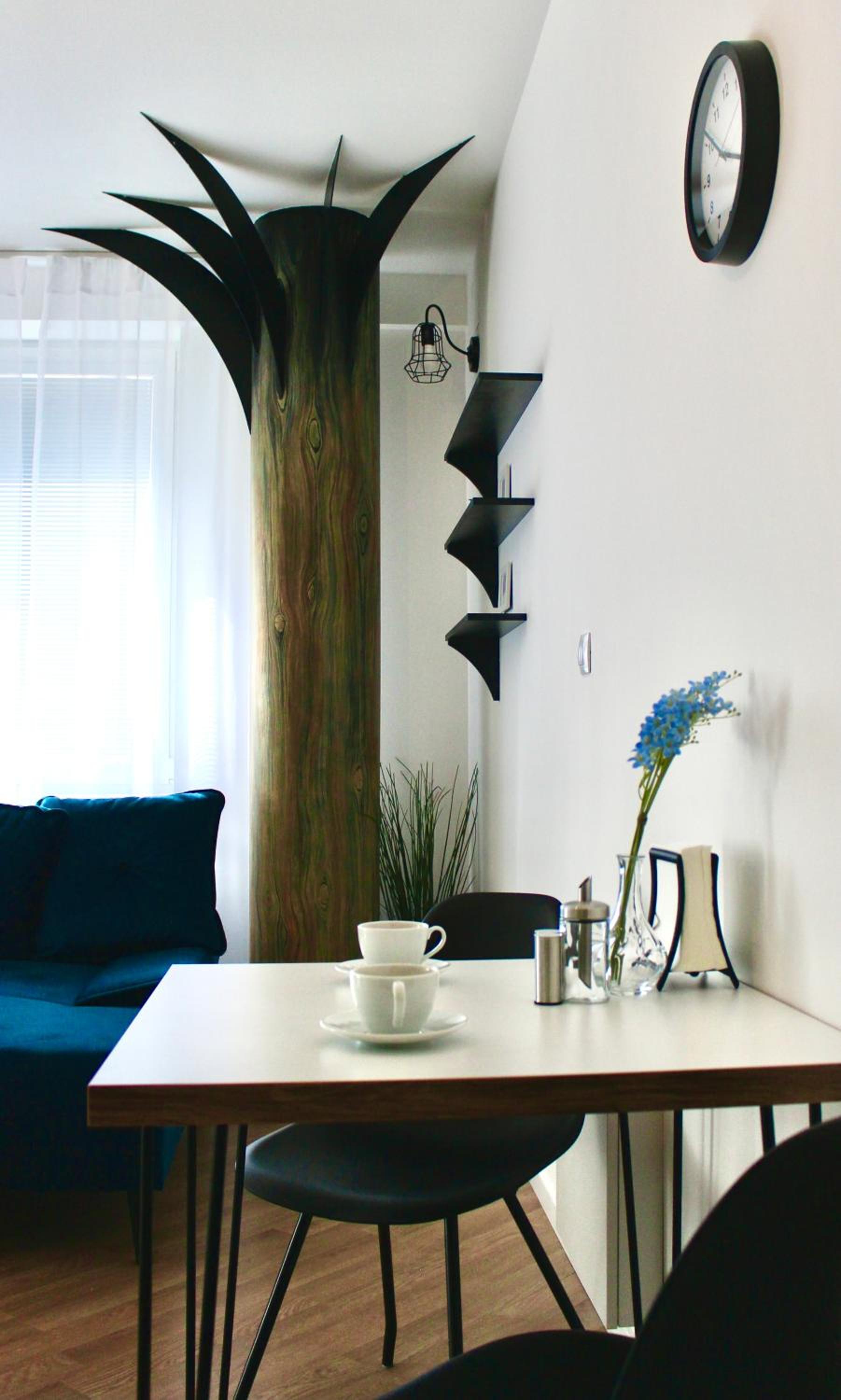 One-Bedroom Apartment - Photo 19